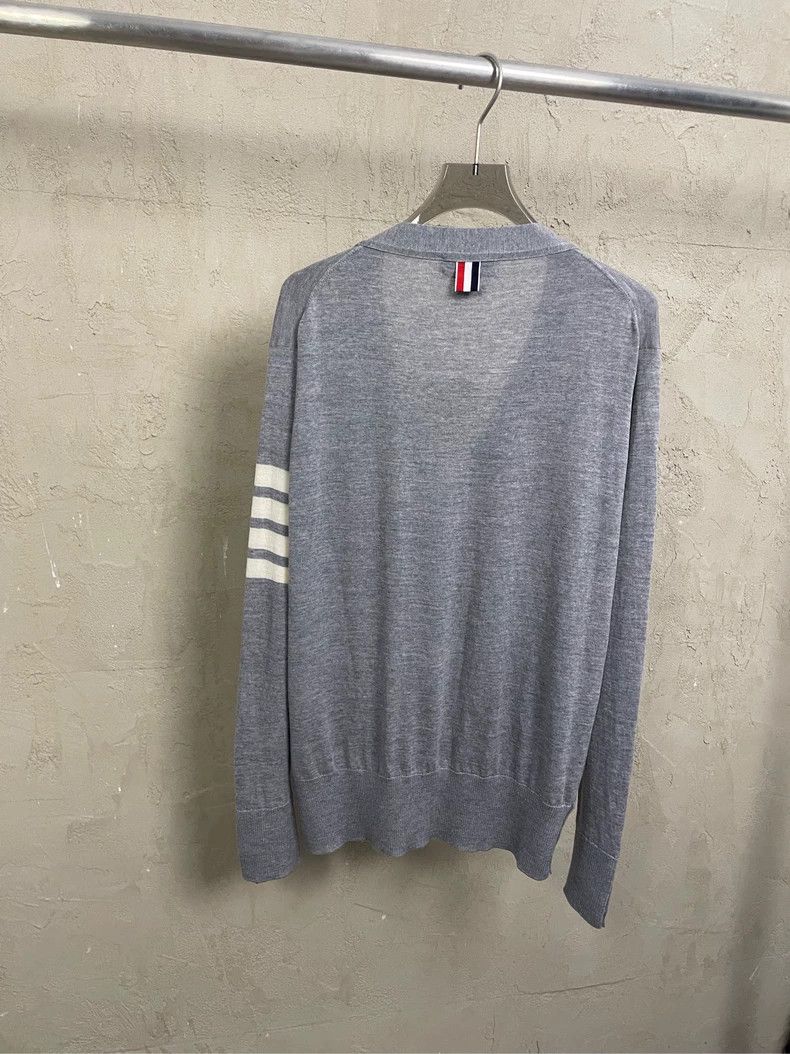 Thom Browne Thom Browne Light gray classic wool cardigan jacket 2505-N Size US L / EU 52-54 / 3 - 2 Thumbnail