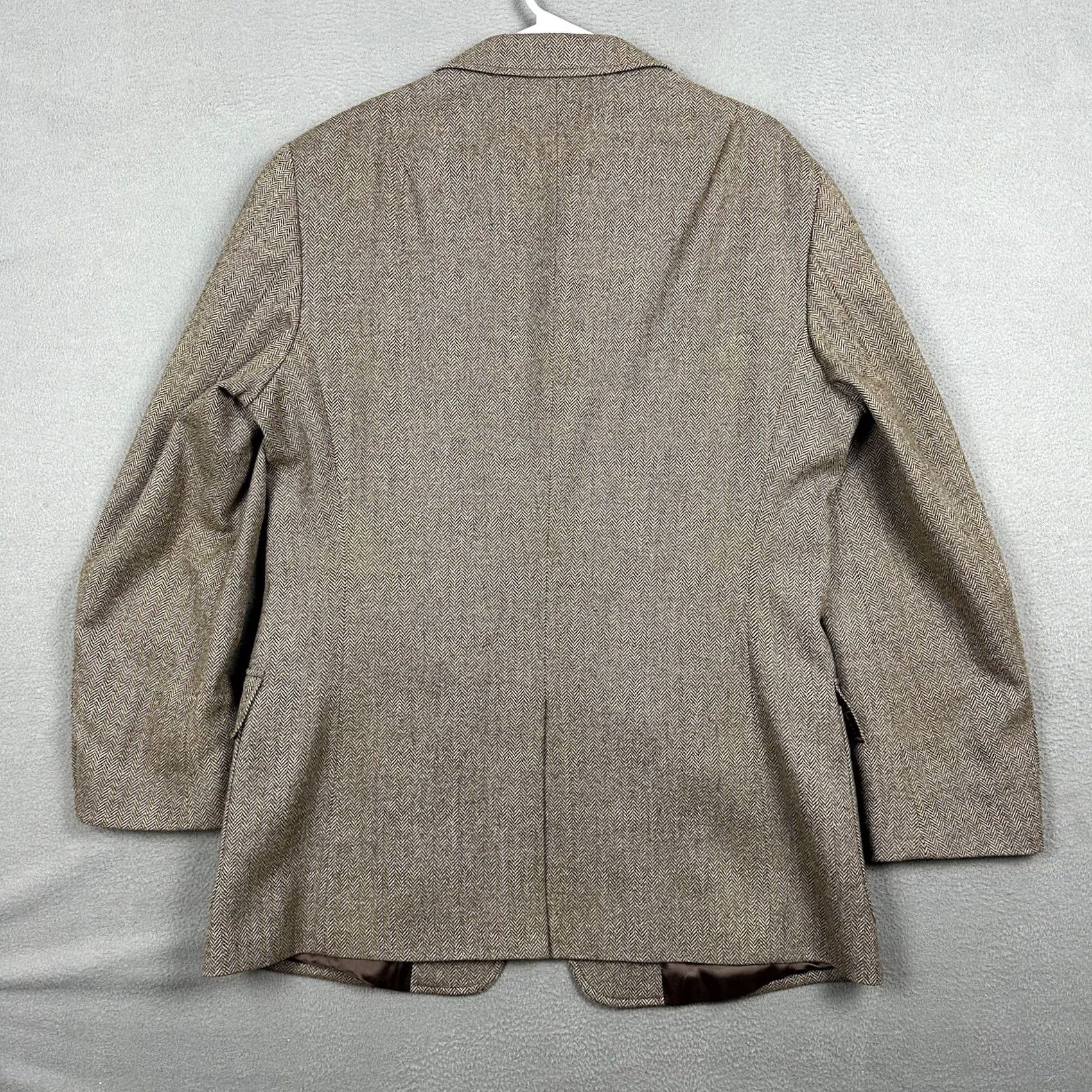 J.Crew J.CREW Sport Coat Mens Large Brown Tweed Herringbone Wool Jacket Notch Lapel Two-Button 46 Chest Regular Fit Winter 90s(unspecified) Size US L / EU 52-54 / 3 - 2 Thumbnail