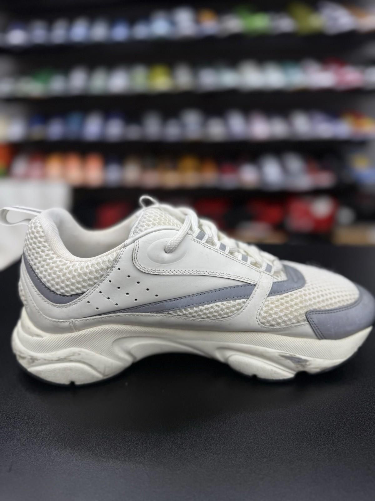 Dior Size 43EU/10US- Dior B22 White 100% Authentic $1300 Retail Size US 10 / EU 43 - 5 Thumbnail