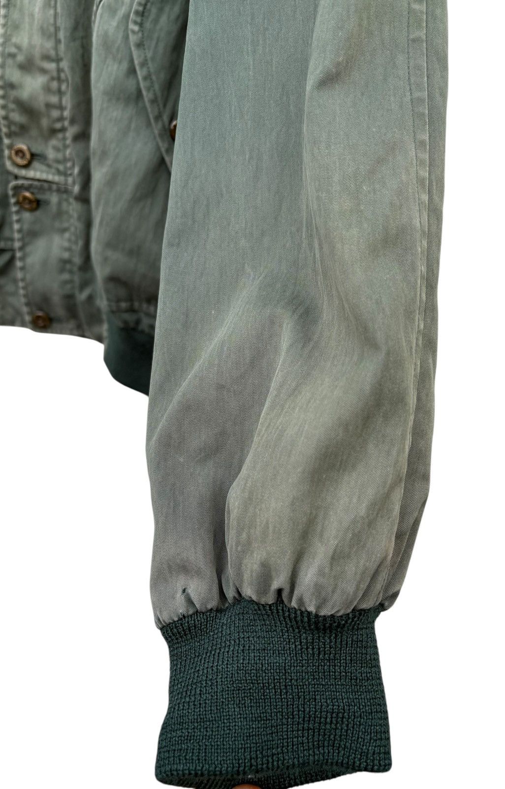 Burberry Vintage Burberry’s Thrashed Sun Faded Harrington Jacket Size US L / EU 52-54 / 3 - 21 Thumbnail