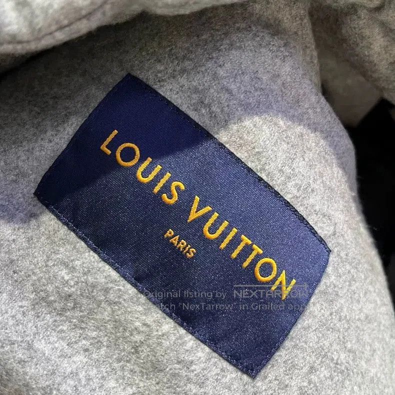 Louis Vuitton Louis Vuitton Gray Quilted Zip Jacket. Size US S / EU 44-46 / 1 - 3 Thumbnail