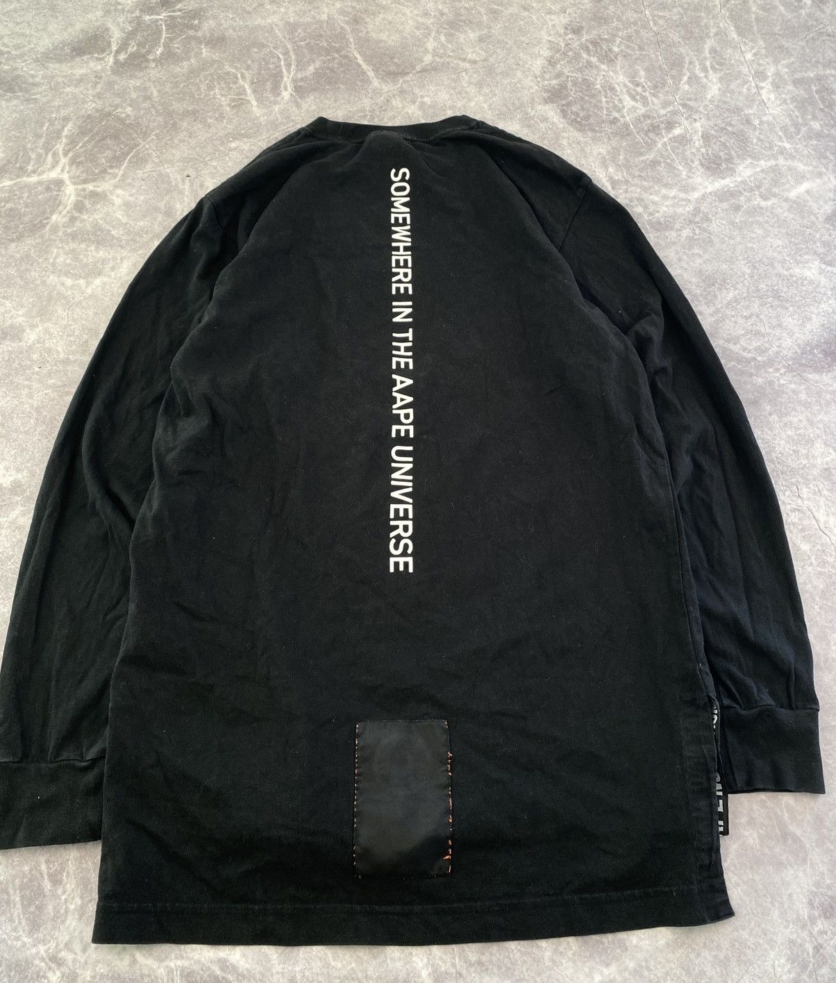 Aape Aape Black Long sleeve with Camo print Size: L Size US L / EU 52-54 / 3 - 12 Thumbnail