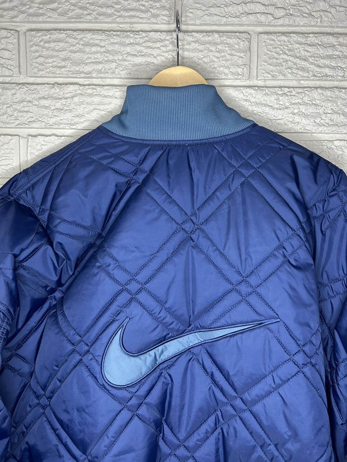 Nike Vintage 90s Nike Big Swoosh Quilted Bomber Jacket Size US XL / EU 56 / 4 - 4 Thumbnail