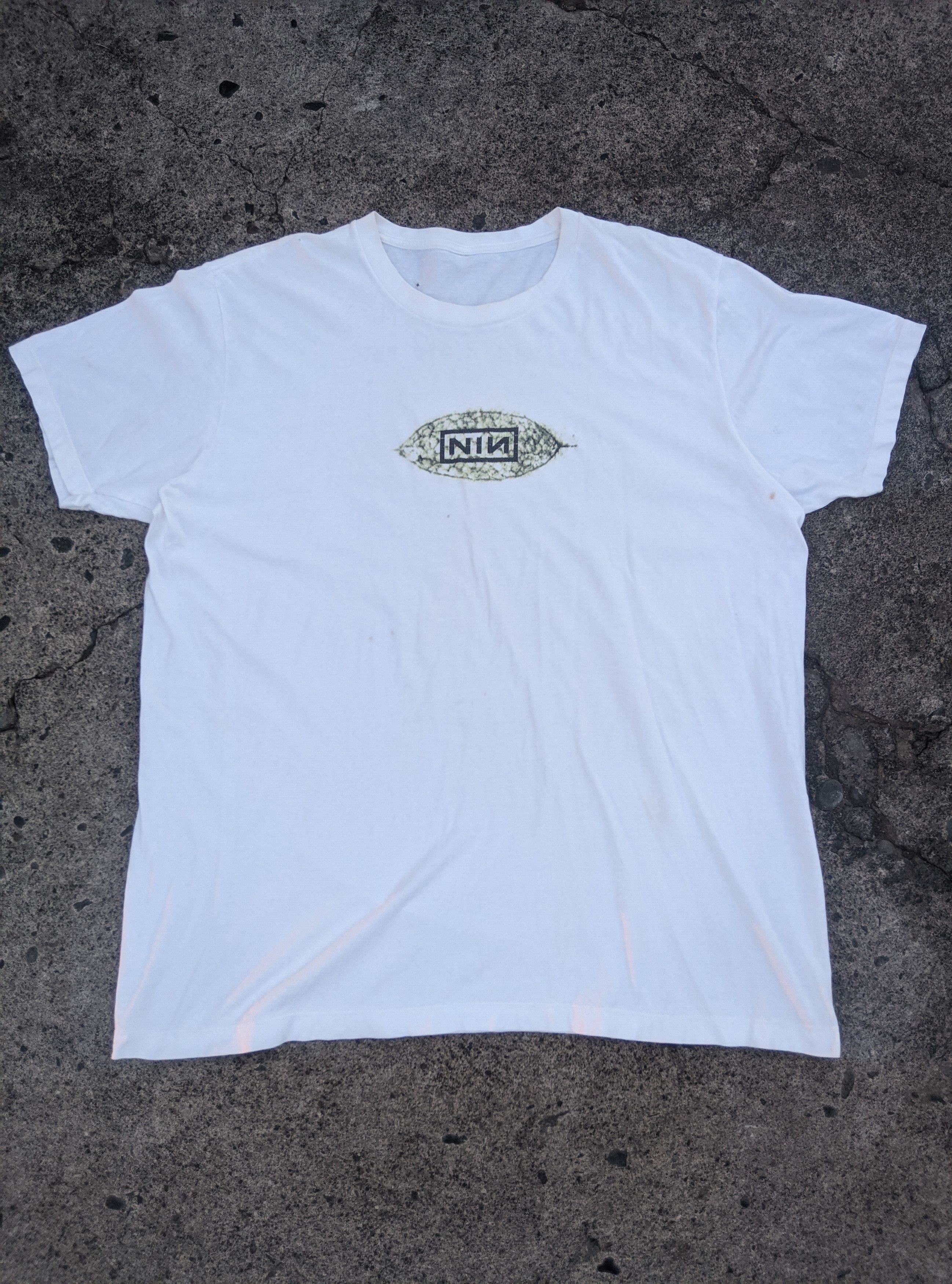 Band Tees × Vintage Vintage 2005 nin nine inch nails with the teeth t shirt Size US XL / EU 56 / 4 - 1 Thumbnail