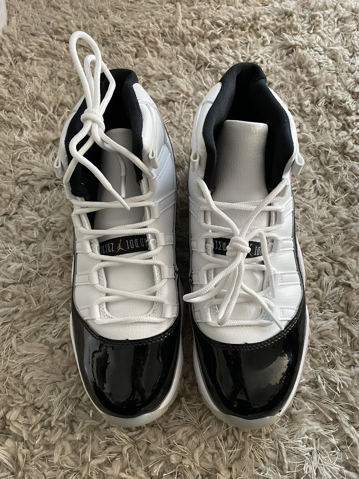 Jordan Brand Jordan 11 Gratitude Size US 6.5 / EU 39-40 - 5 Thumbnail