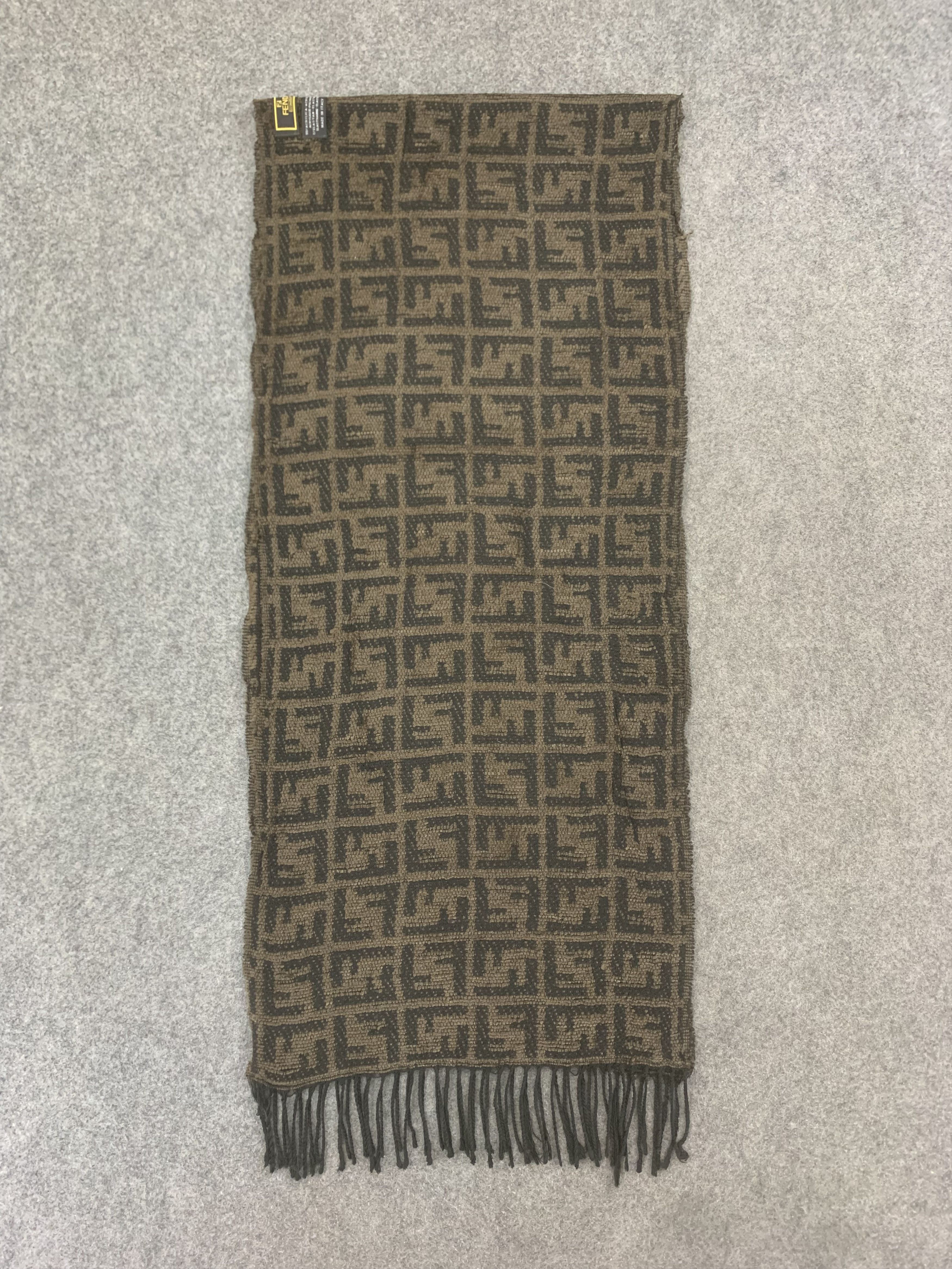 Fendi Fendi Scarf Wool Muffler Neck Wrap BL9255 Size ONE SIZE - 2 Thumbnail