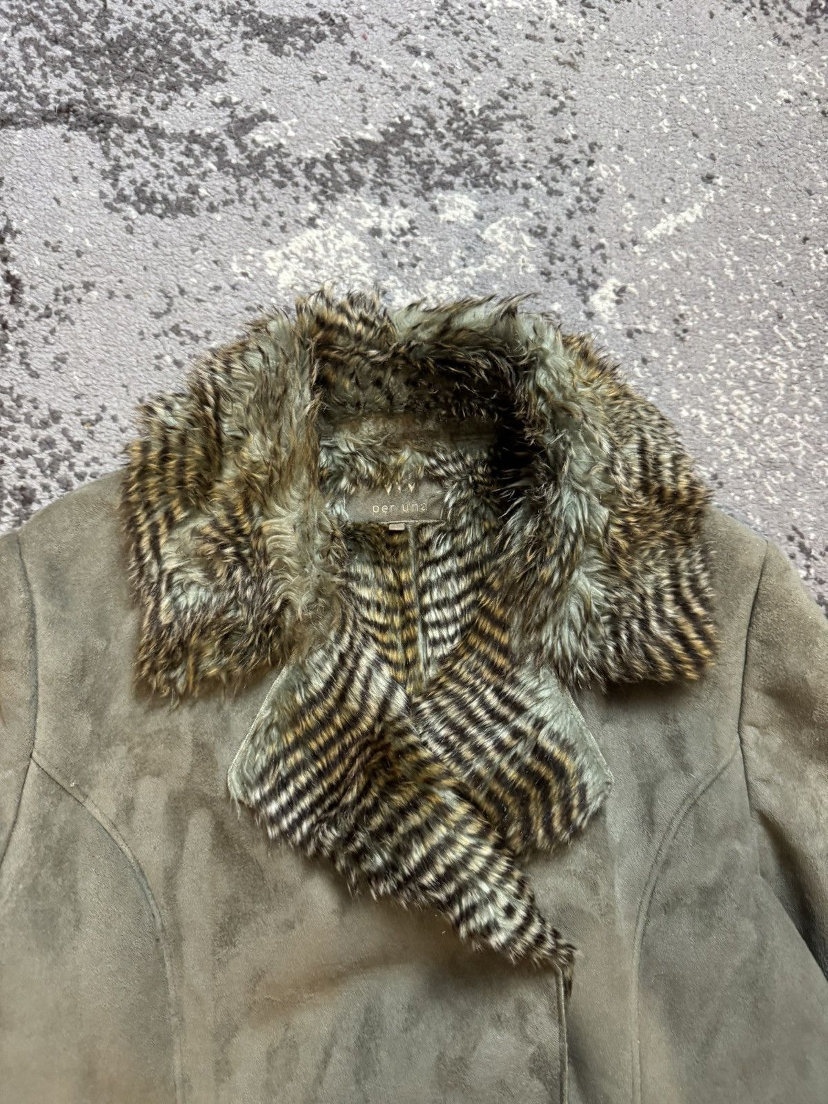 Vintage Vintage Y2K Asymmetrical Suede Fuzzy Fur Collar LGB Style Bo Size US S / EU 44-46 / 1 - 4 Thumbnail