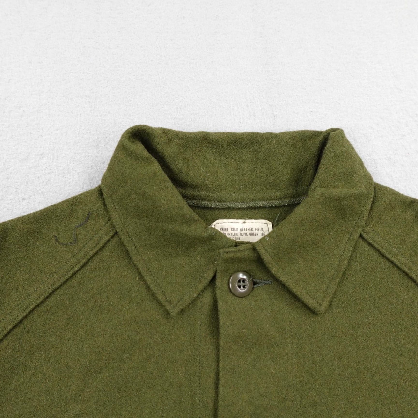 Olive VINTAGE US Army Shirt Mens Medium Cold Weather Field Wool Olive Green 70s 108 60s? Size US M / EU 48-50 / 2 - 2 Thumbnail