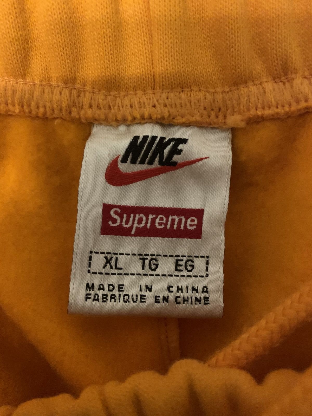 Nike × Supreme Supreme Nike Jewel Sweatshort Orange Size US 36 / EU 52 - 4 Thumbnail