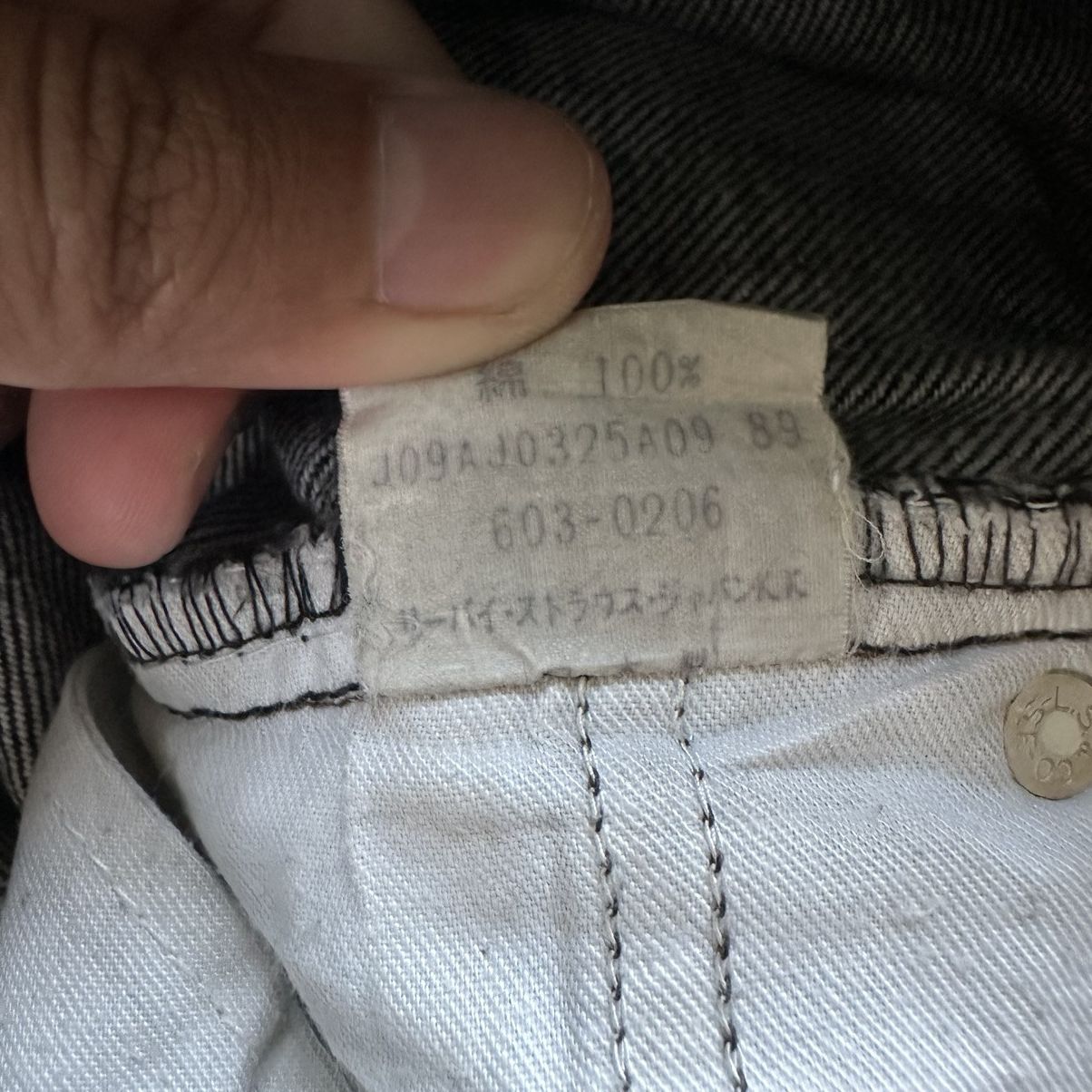 Levi's Vintage Levi’s Black Faded Jean Distressed Denim Pant W29 Size US 29 - 8 Thumbnail