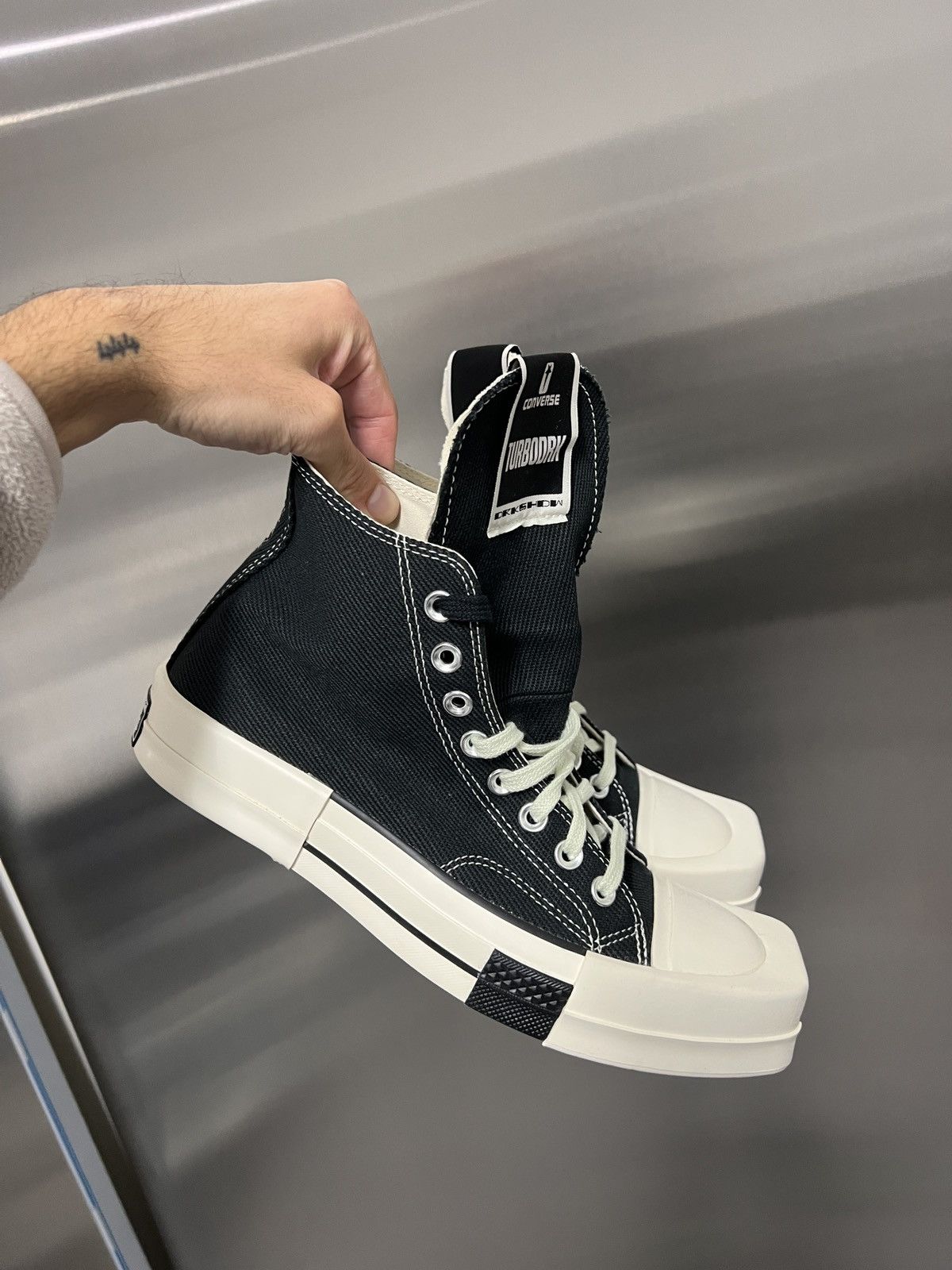 Converse TURBODRK Sneakers Size US 7 / EU 40 - 3 Thumbnail
