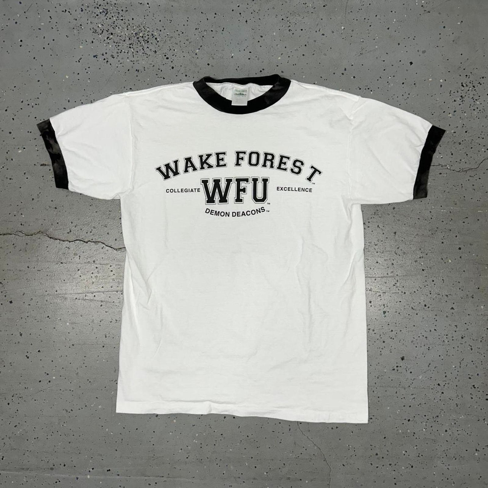 Other Vtg wake forest university demon tshirt Size US L / EU 52-54 / 3 - 1 Thumbnail