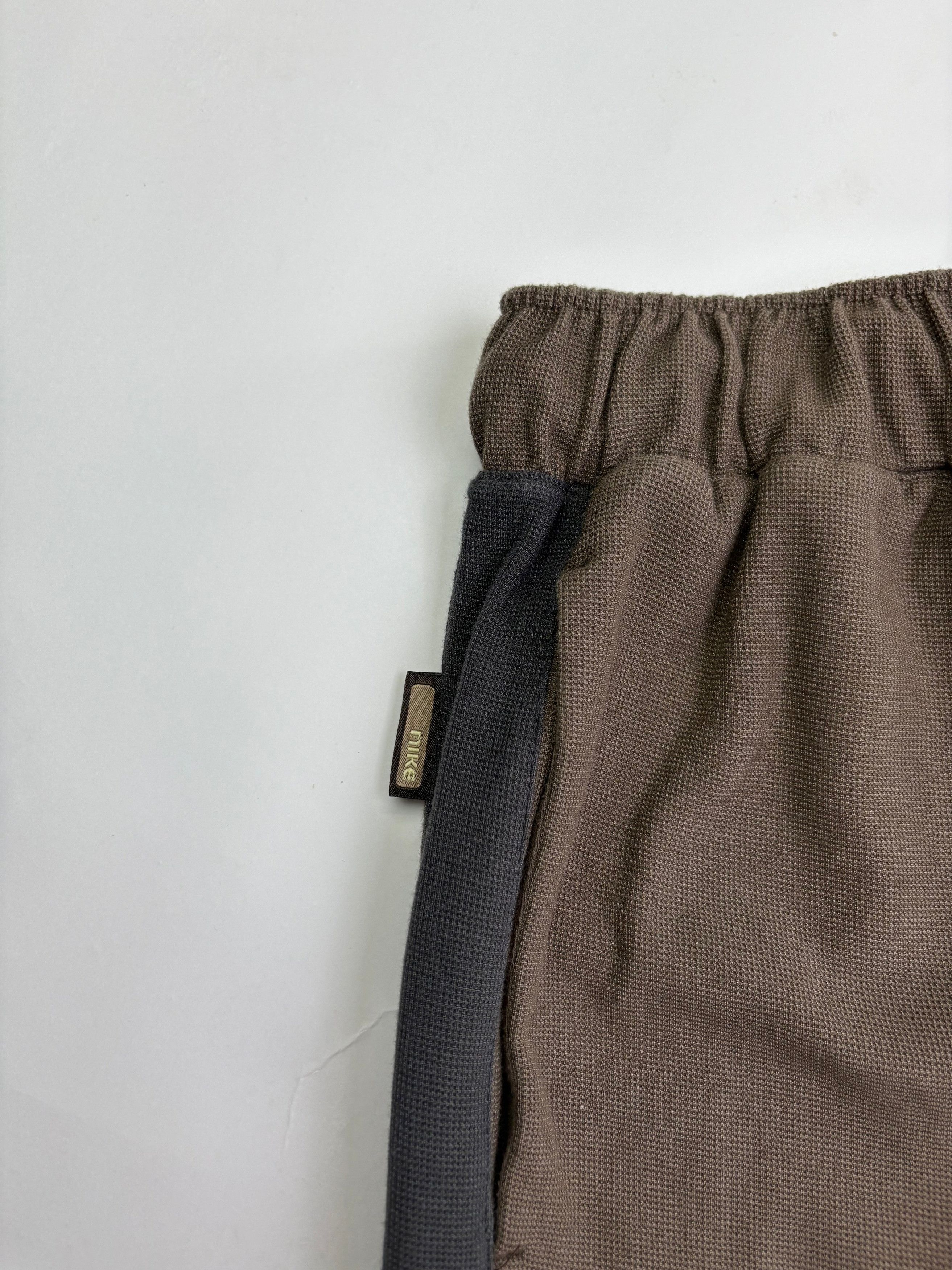 Nike Vintage Nike Cargo Shorts (XL) Size US 34 / EU 50 - 3 Thumbnail