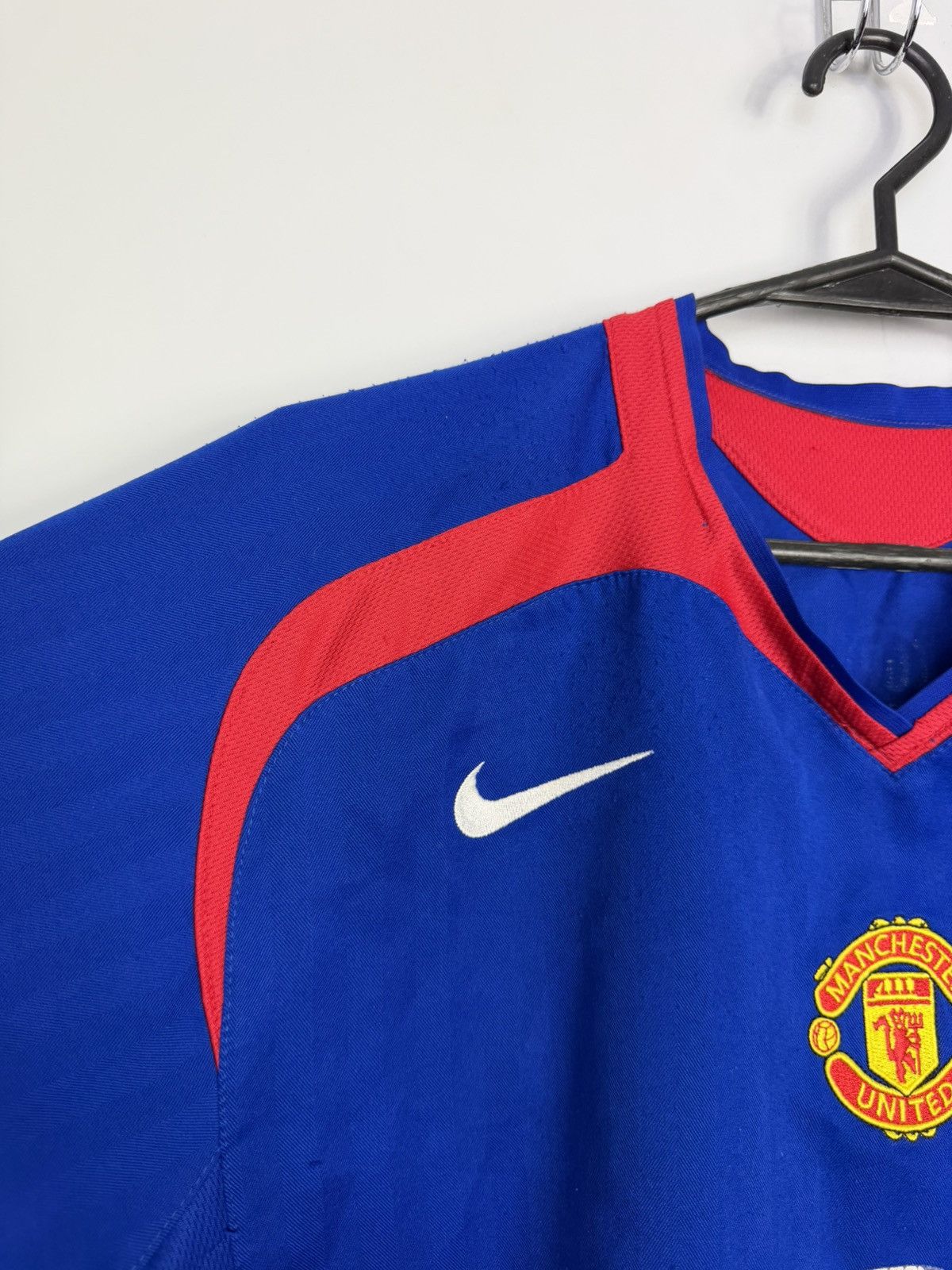Nike Manchester United 2005/2007 George Best #7 Soccer Jersey Size US L / EU 52-54 / 3 - 7 Thumbnail