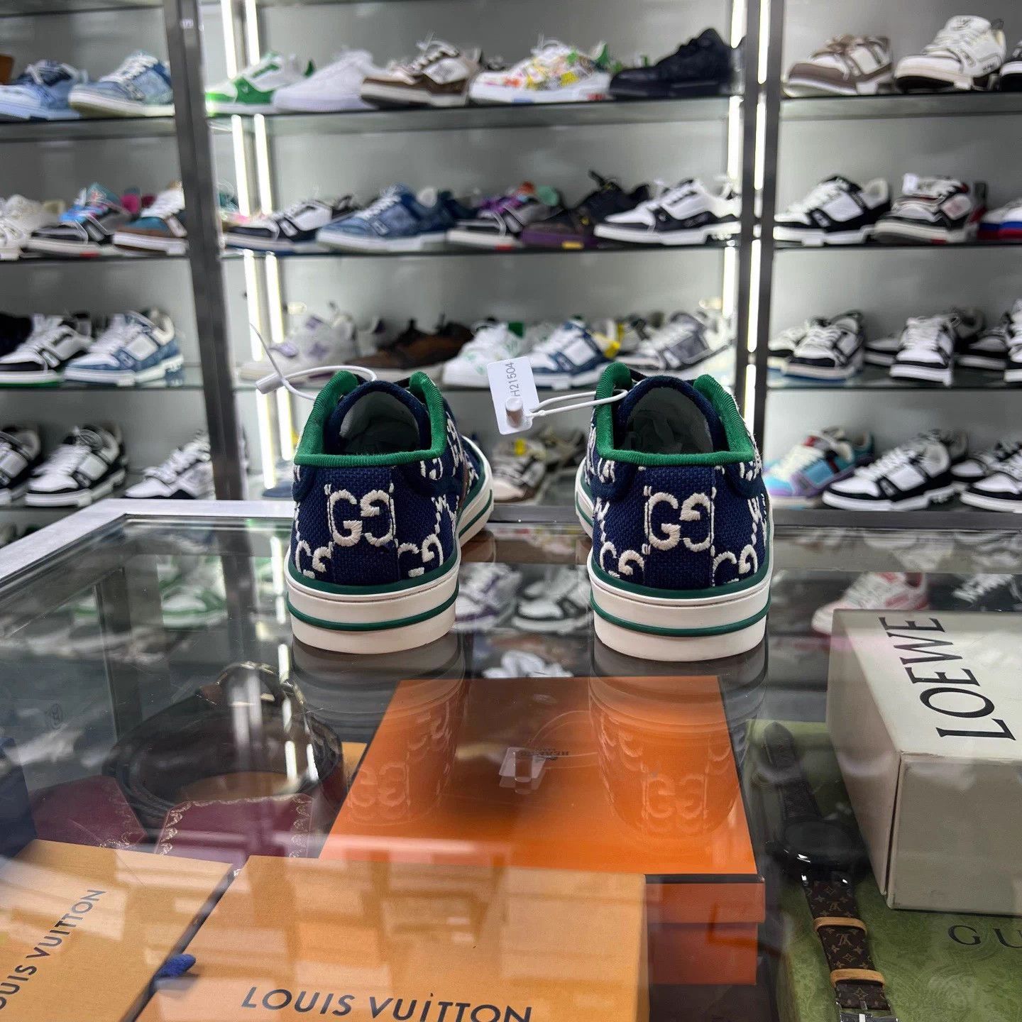 Gucci Gucci Tennis 1977 GG Supreme blue sneakers UK5 Size US 7.5 / IT 37.5 - 5 Thumbnail