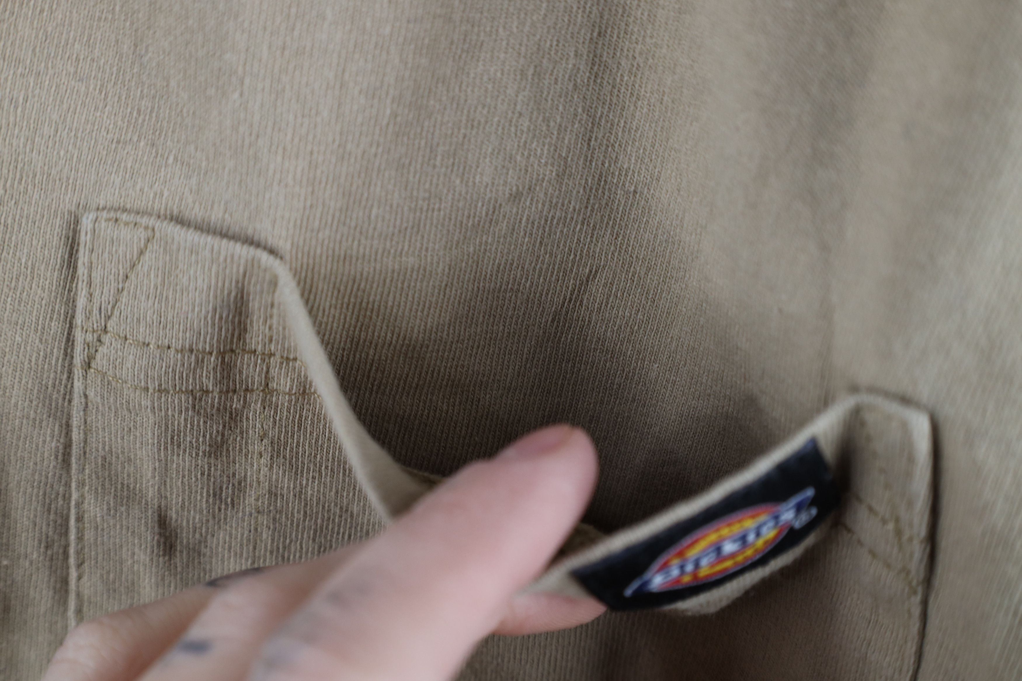 Dickies × Vintage Vintage Y2K Dickies Workwear Henley T-Shirt Beige Cotton Size US XL / EU 56 / 4 - 5 Thumbnail