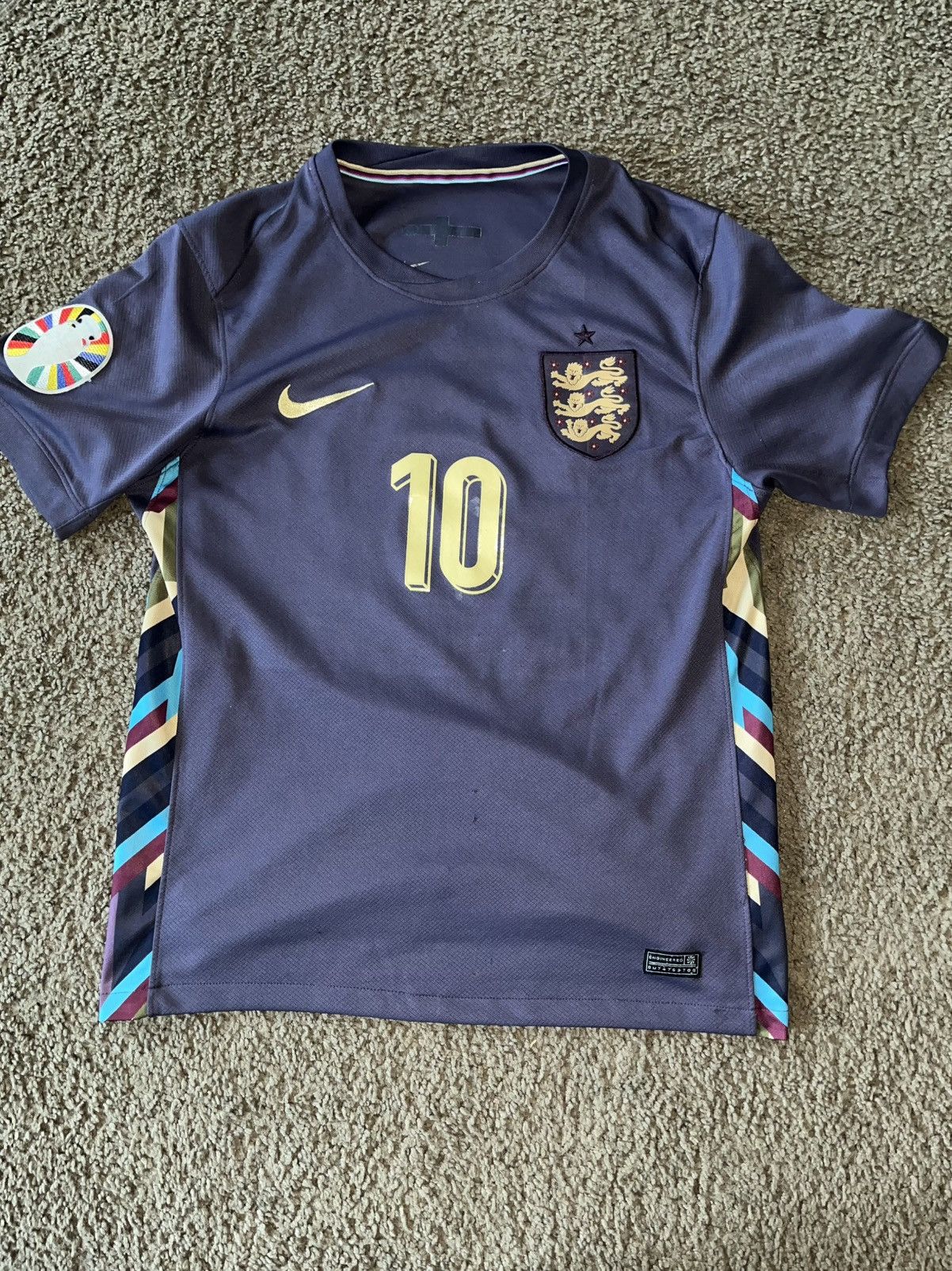Nike Jude Bellingham England euros away Jersey Size US M / EU 48-50 / 2 - 6 Thumbnail