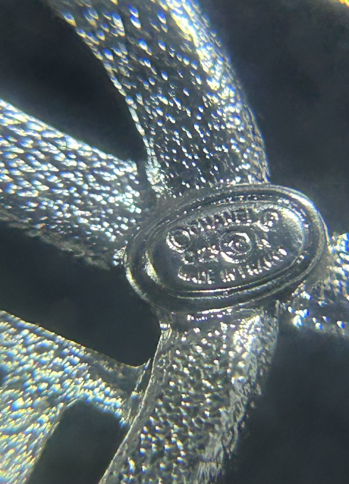 Chanel Chanel Crystal Double Heart Logo Brooch Silver C23N Size ONE SIZE - 15 Thumbnail