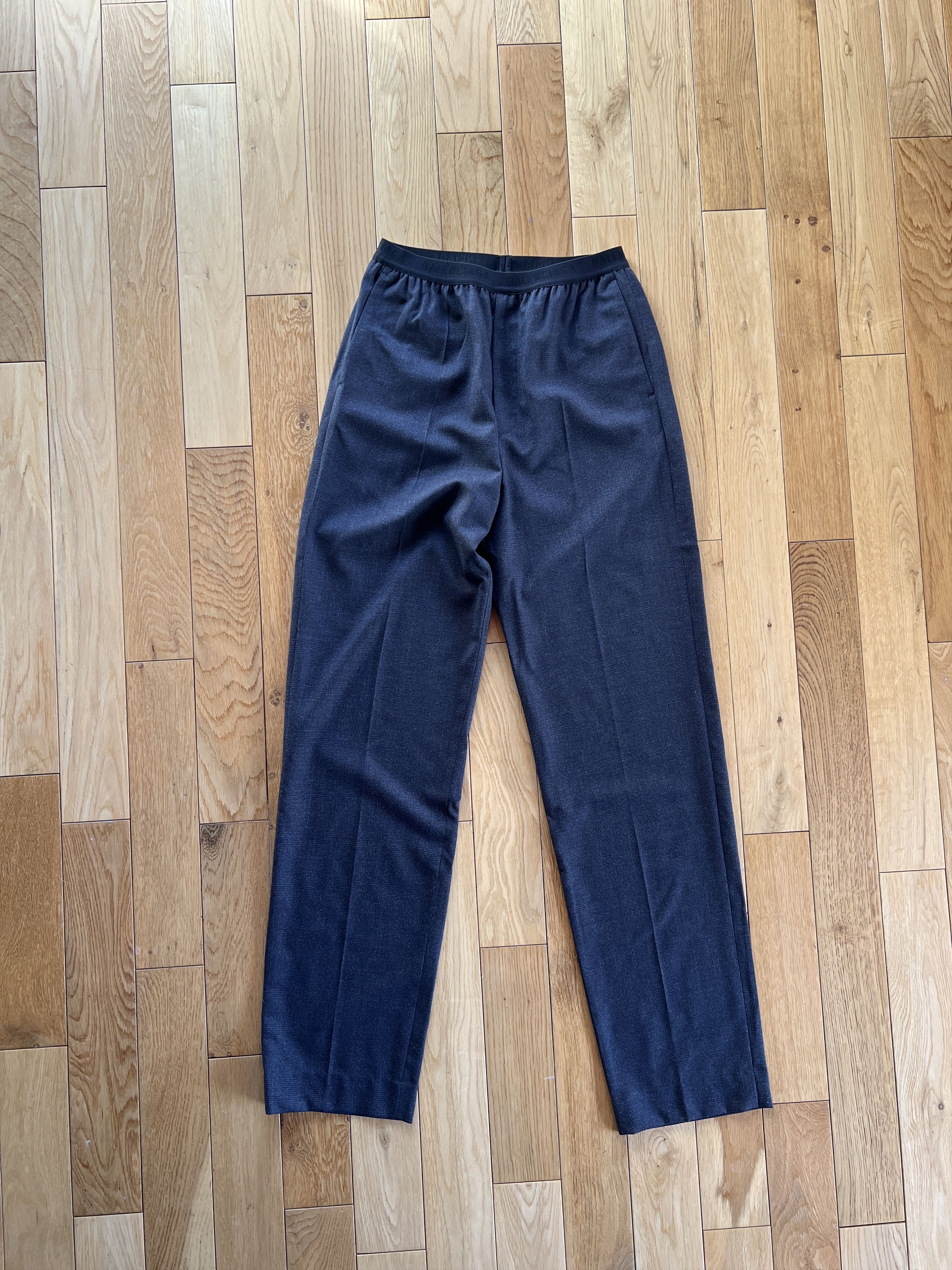 Balenciaga BALENCIAGA by DEMNA ELASTIC LOGO WAIST FLUIT SKATE PANTS 44 Size US 30 / EU 46 - 2 Thumbnail