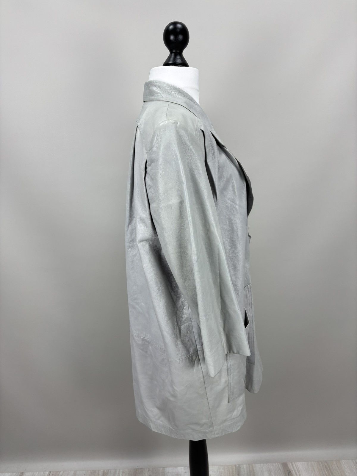 Valentino Womens vintage leather coat jacket Mario Valentino Size L/XL Size L / US 10 / IT 46 - 5 Thumbnail