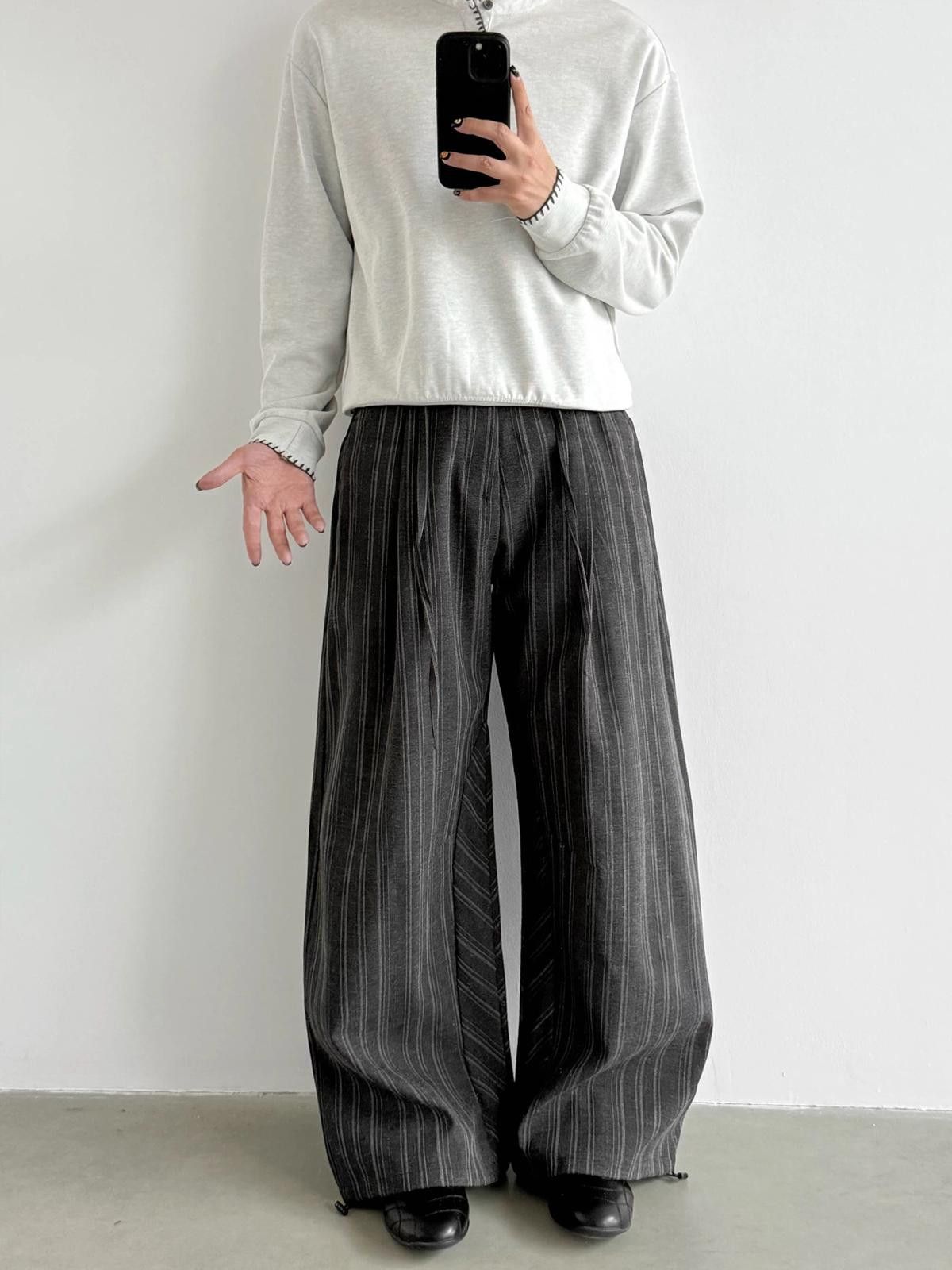 Vintage Black Pinstripe Wide Leg Pants, Loose Fit Trousers Size US 33 - 1 Thumbnail