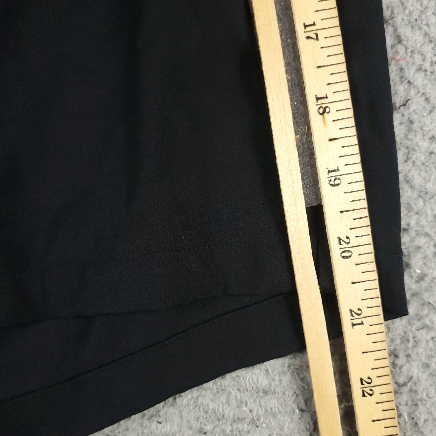 Nike Nike Shorts Mens 40 Black Dri Fit Golf Casual Flat Front Chino Size US 40 / EU 56 - 5 Thumbnail