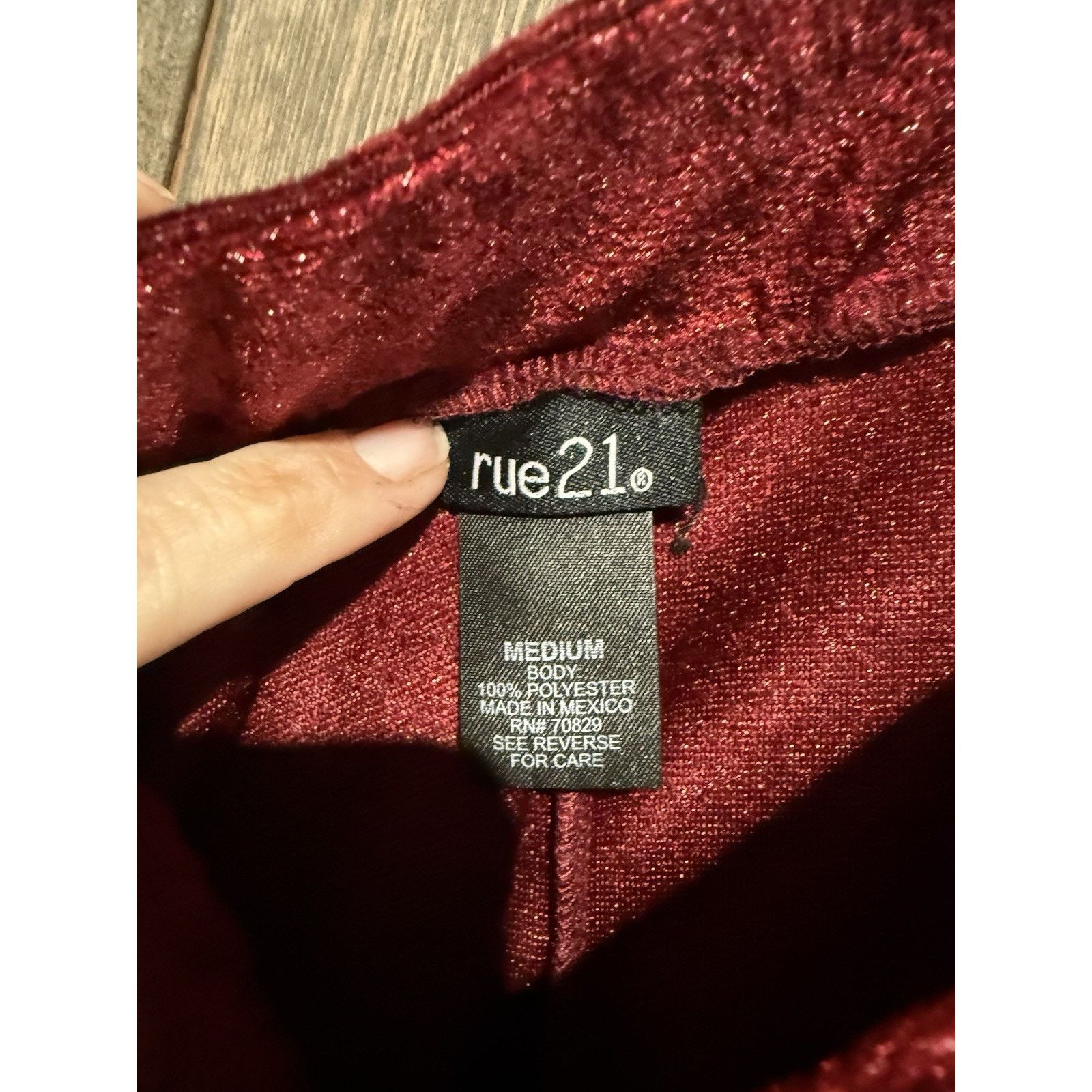 rue21 Skirt Bundle Maroon Velvet Sz M & Black Faux Leather Sz 10 Size 32" / US 10 / IT 46 - 4 Thumbnail