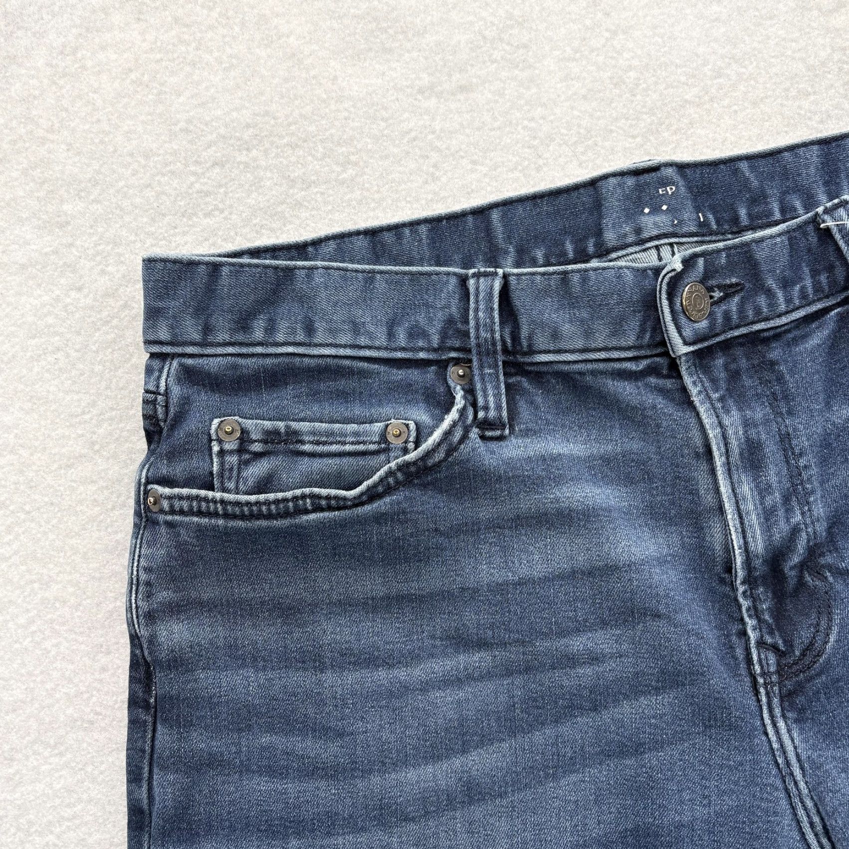 Banana Republic Banana Republic Travel Jeans Mens 36x30 Blue Athletic Taper Stretch Denim Pants Size US 36 / EU 52 - 3 Thumbnail
