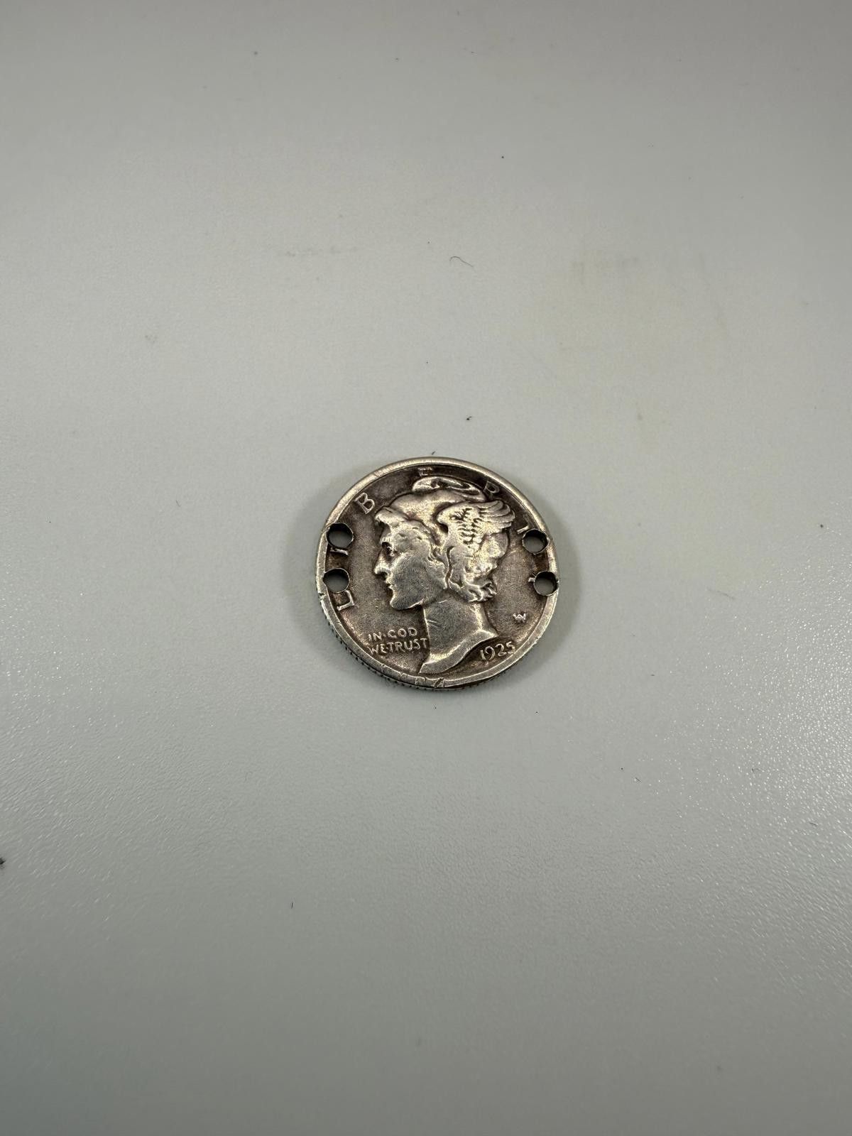 Theory 20's 1925 Drilled Mercury Silver Dime Pendant Size ONE SIZE - 1 Thumbnail