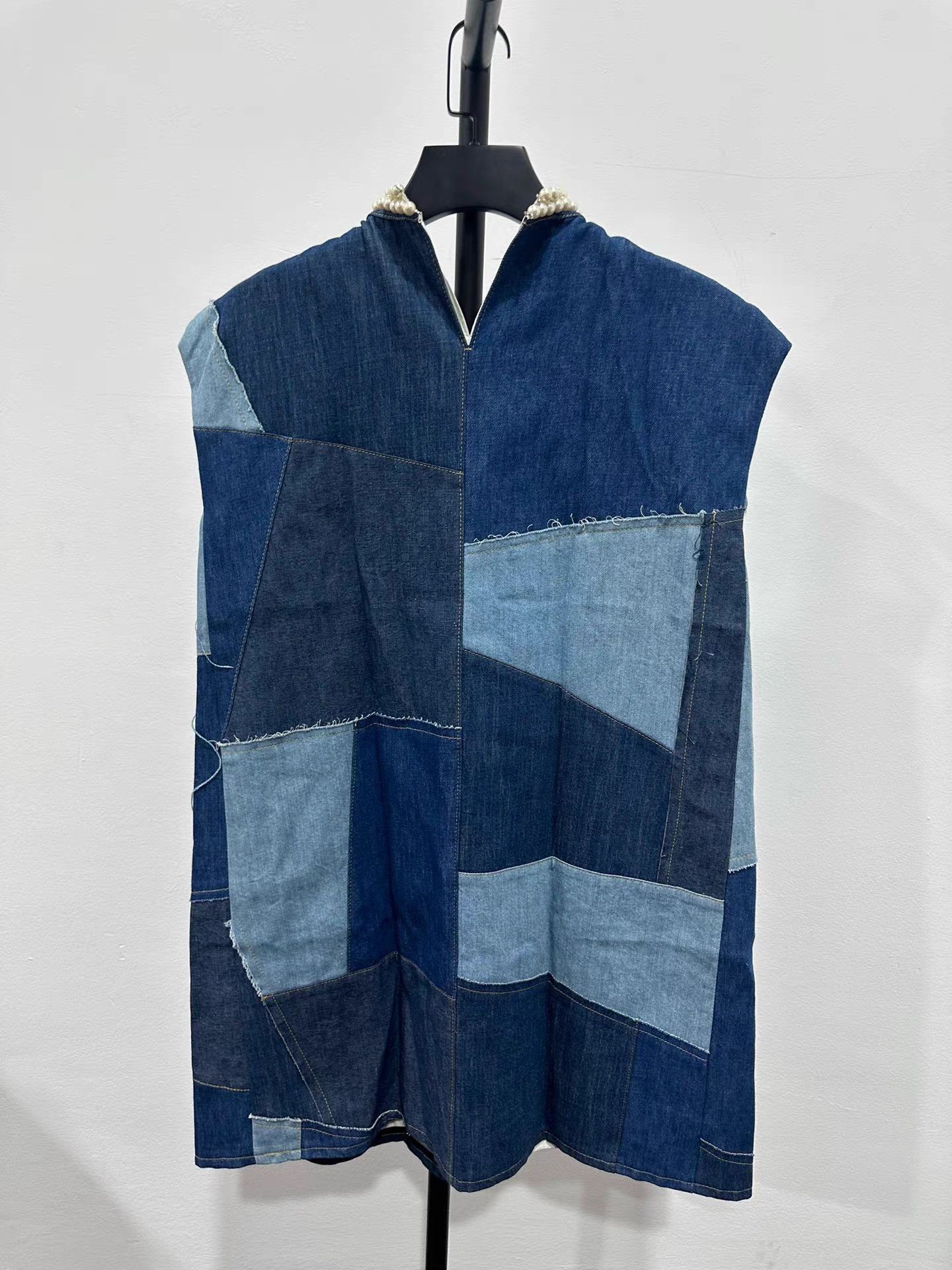 Junya Watanabe Junya Watanabe Denim Patchwork & Pearl Dress K20 Size S / US 4 / IT 40 - 5 Thumbnail