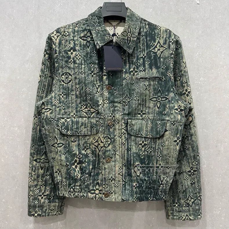 Louis Vuitton Louis Vuitton Old tie-dyed presbyopic full logo denim jack Size US XL / EU 56 / 4 - 2 Thumbnail