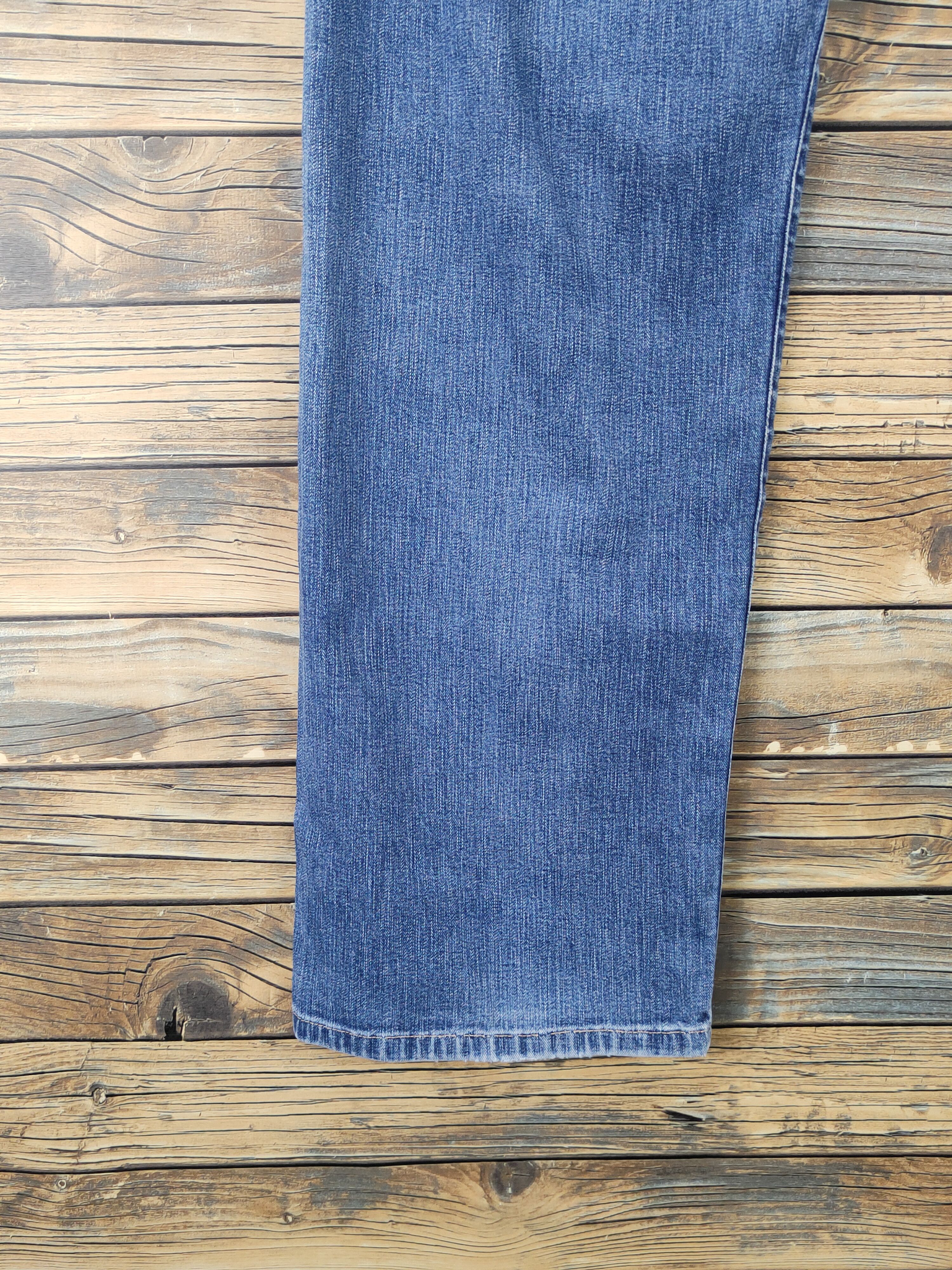 Burberry Burberry Blue Distressed Ripped denim Jeans #W1597 Size US 33 - 9 Thumbnail