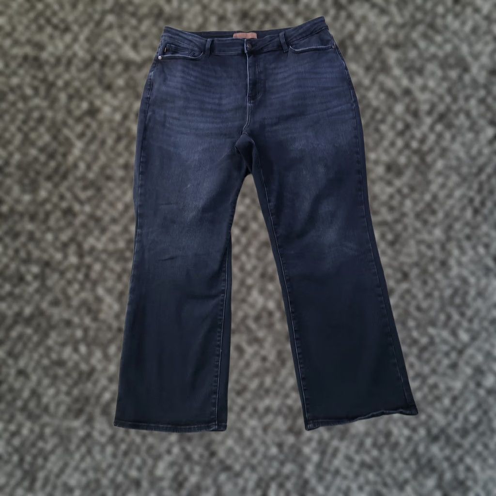 Vintage Judy Blue High Rise Straight Jeans Women's 20W Black Stretch Denim Jeans 5-Pocket Regular fit Vintage: No 30in Inseam Plus Size Pant Mens? Size 42" / US 20 - 1 Thumbnail