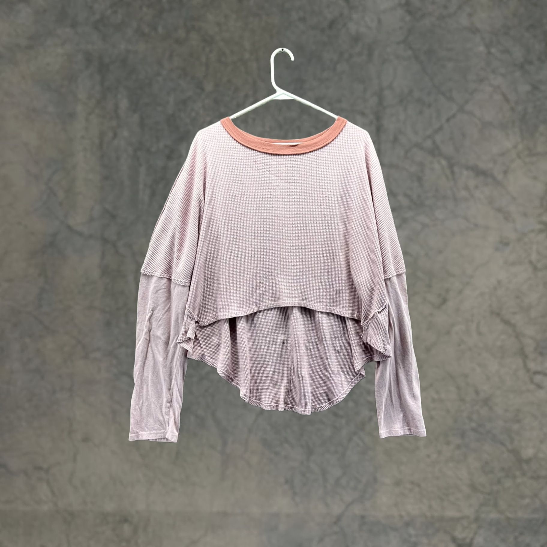 Free People We The Free People Shirt Women Medium Pink Crew Neck Long Sleeve Waffle High Low Size M / US 6-8 / IT 42-44 - 1 Thumbnail