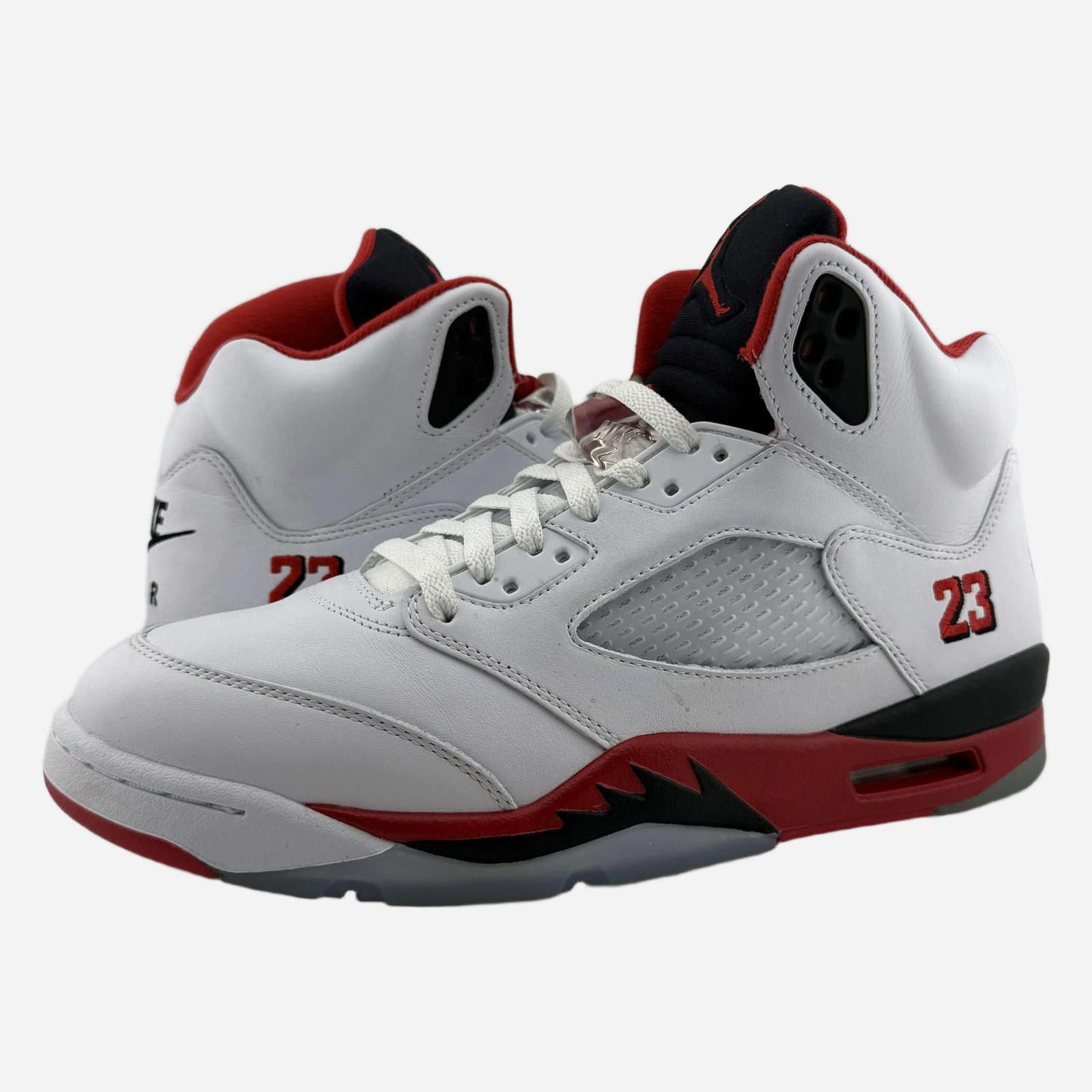 Nike Air Jordan 5 Fire Red Black Tongue 2025 US 11 Used with Box Size US 11 / EU 44 - 1 Thumbnail