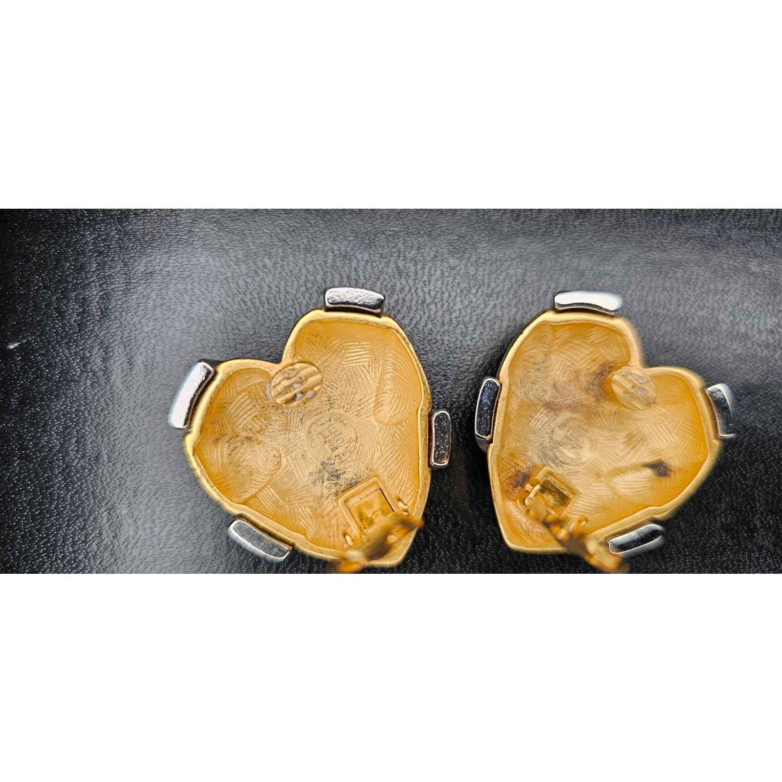 Givenchy 1980s Givenchy Heart Clip-on Earrings Size ONE SIZE - 5 Thumbnail