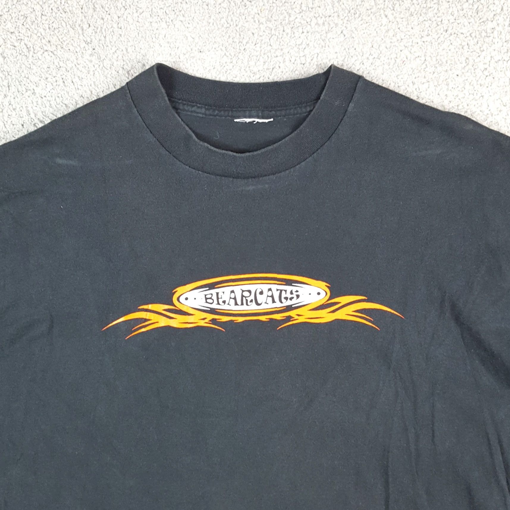 Vintage VINTAGE Cincinnati Bearcats Football Tee XL Black 90s T-Shirt Mens Football VTG Shirt Size US XL / EU 56 / 4 - 2 Thumbnail