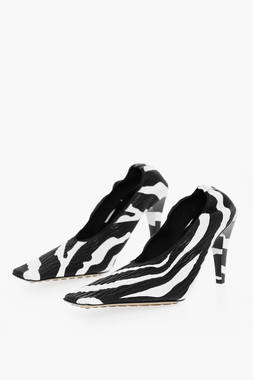 image of Bottega Veneta O1Dk11S0124 Pumps In Black & White Shoes in Black/White, Women's (Size 7)