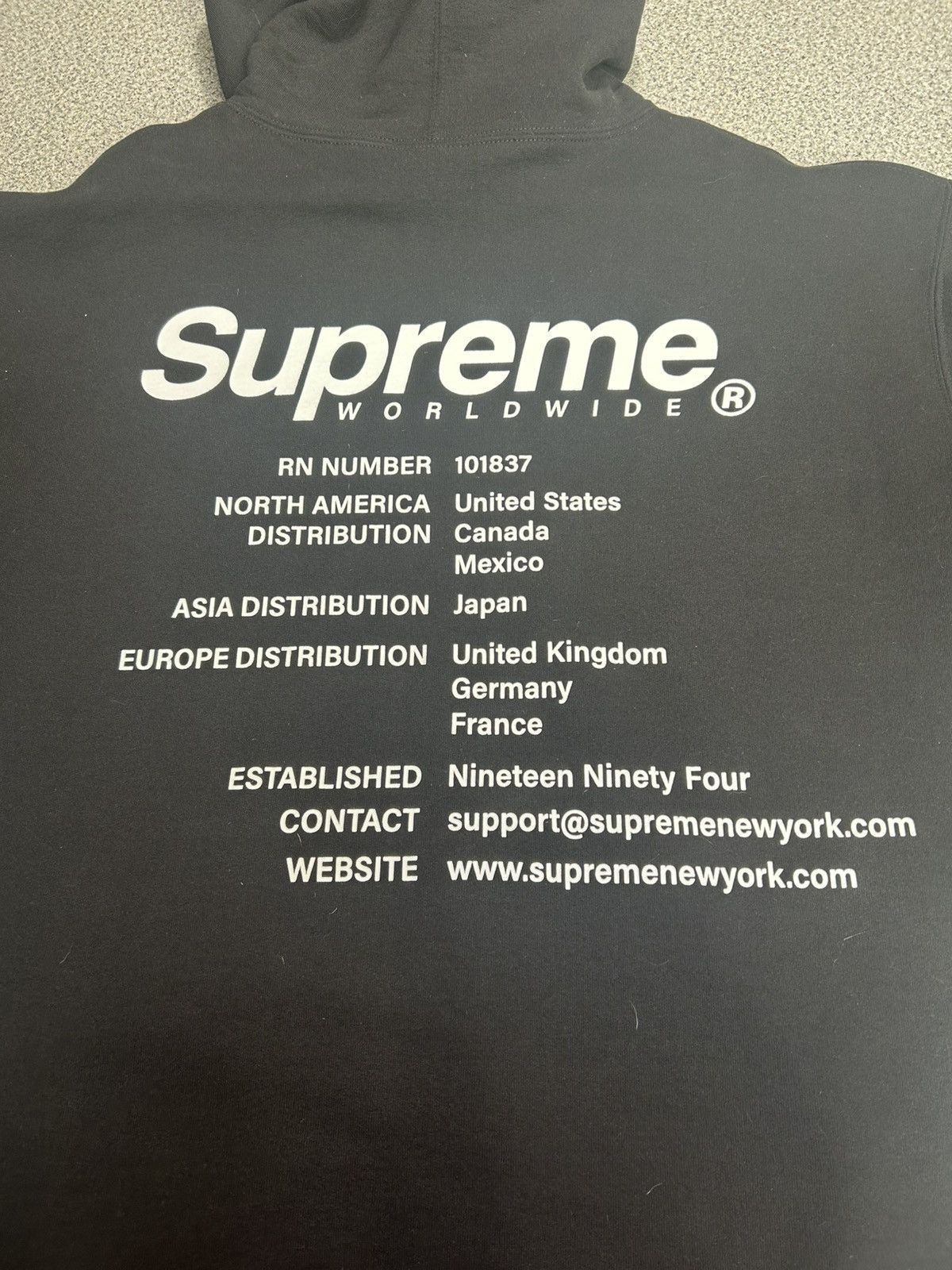 Supreme Supreme Business Hoodie Size Xl Black Size US XL / EU 56 / 4 - 1 Thumbnail