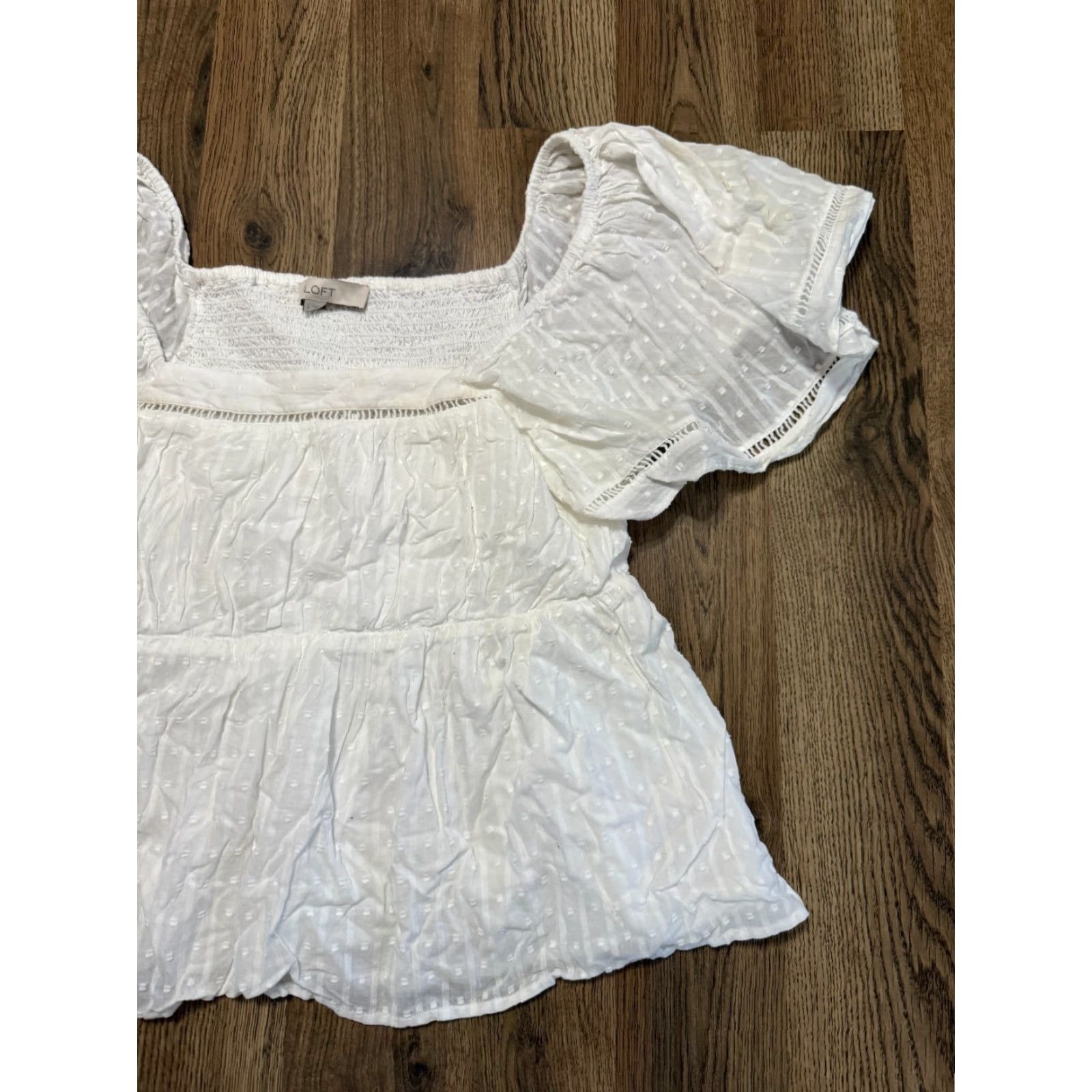 Loft Loft Blouse Women's Size Large White Short Sleeve Flared Sleeve Smocked Regular Size L / US 10 / IT 46 - 4 Thumbnail