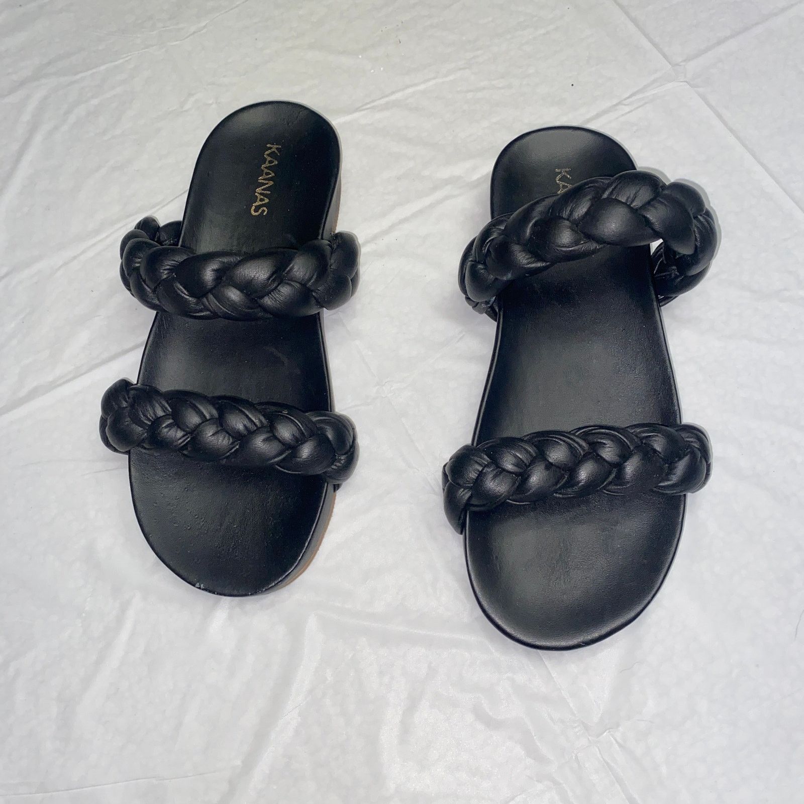 Other Kaanas Black Leather Coco Chunky Braid Pool Slide Sandals 7 Size US 7 / IT 37 - 2 Thumbnail