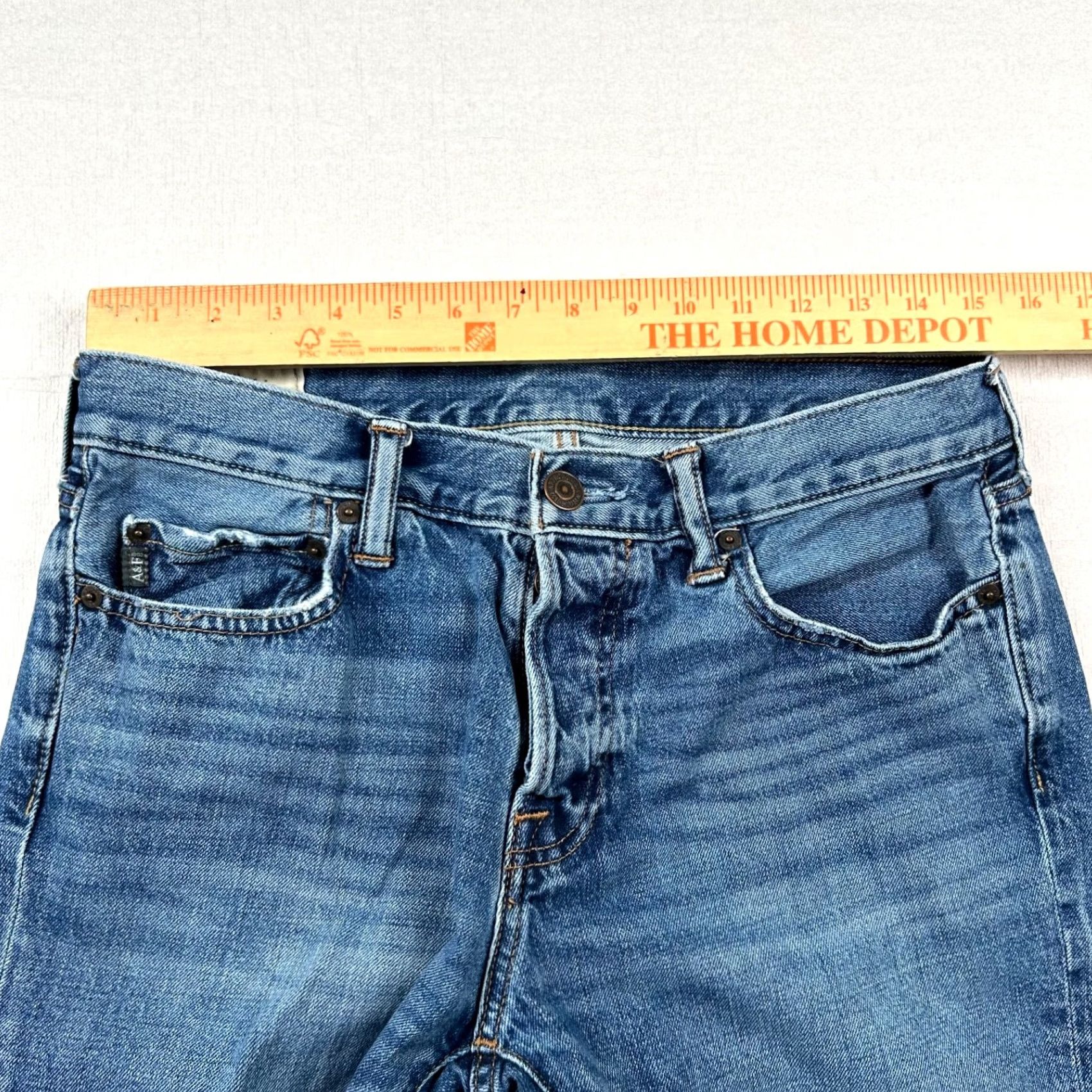 Abercrombie & Fitch Abercrombie Fitch Mens Jeans Slim Straight Button Fly Classic Blue 32x34 (fits 30x32) Size US 32 / EU 48 - 7 Thumbnail
