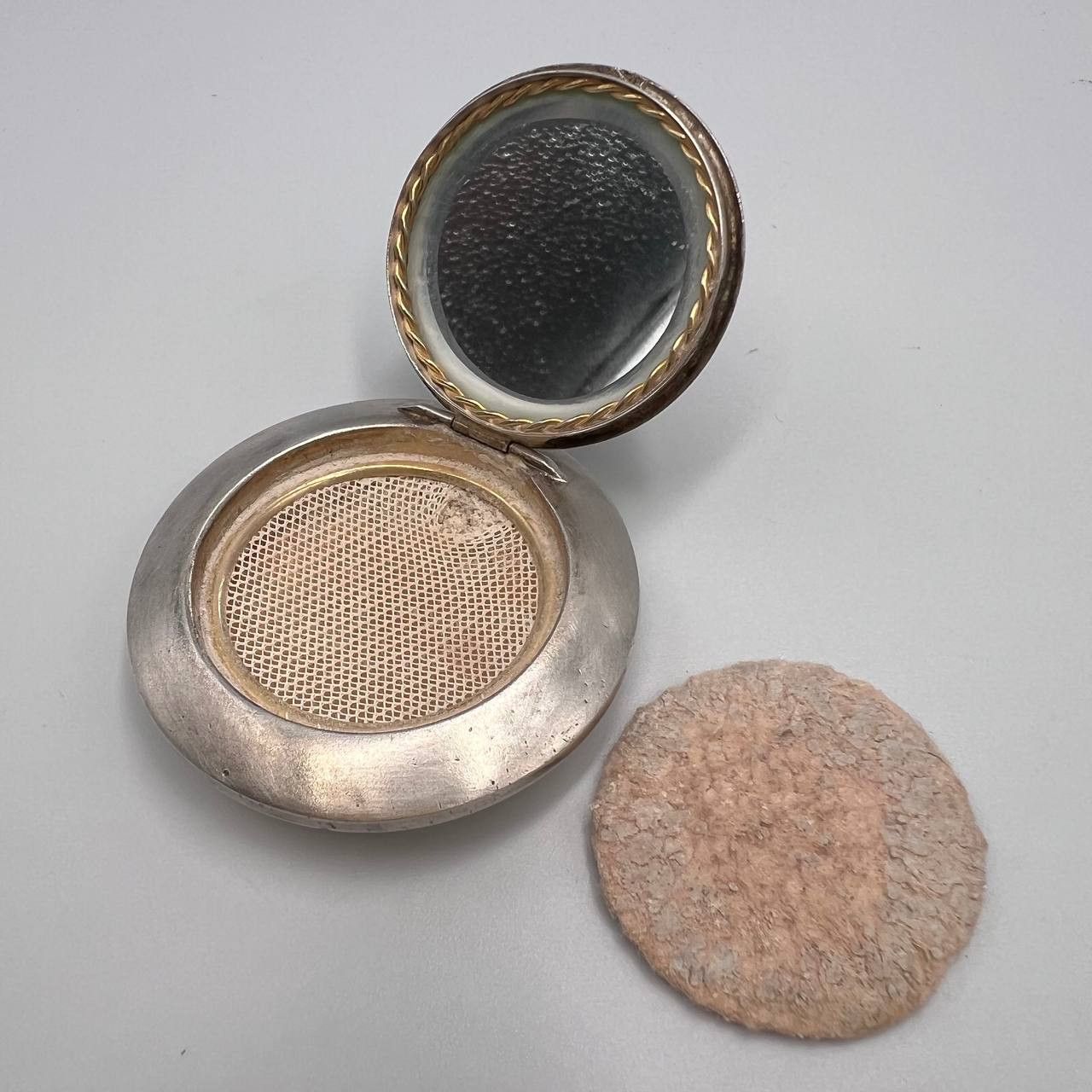 Vintage Vintage USSR Silver 875 Compact Powder Box Perfume Flask Size ONE SIZE - 4 Thumbnail