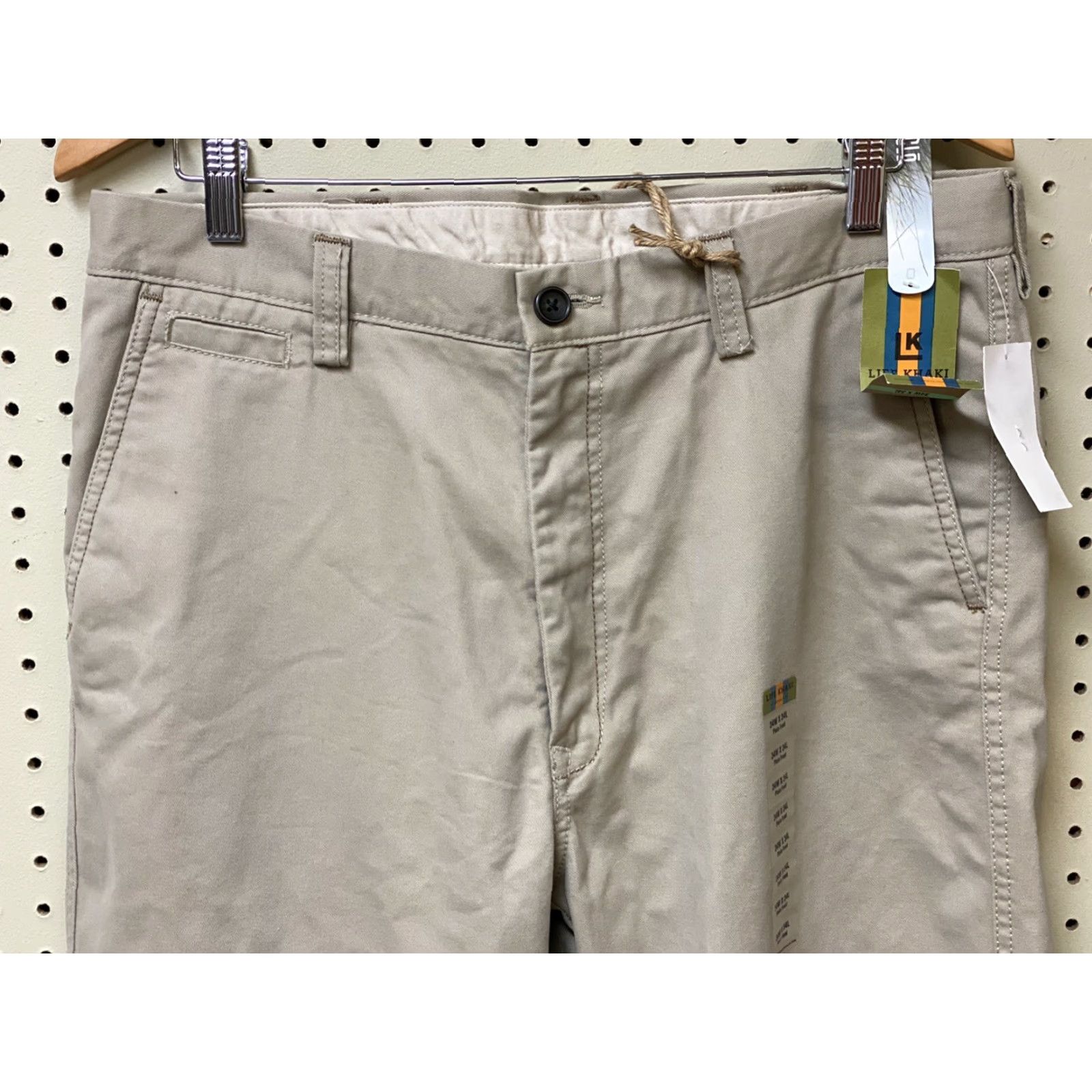 Haggar Haggar Khaki Pants Mens 34x34 Relaxed Straight Flat Front Cotton Blend Brown 34 Inseam Style Khaki Size US 34 / EU 50 - 4 Thumbnail