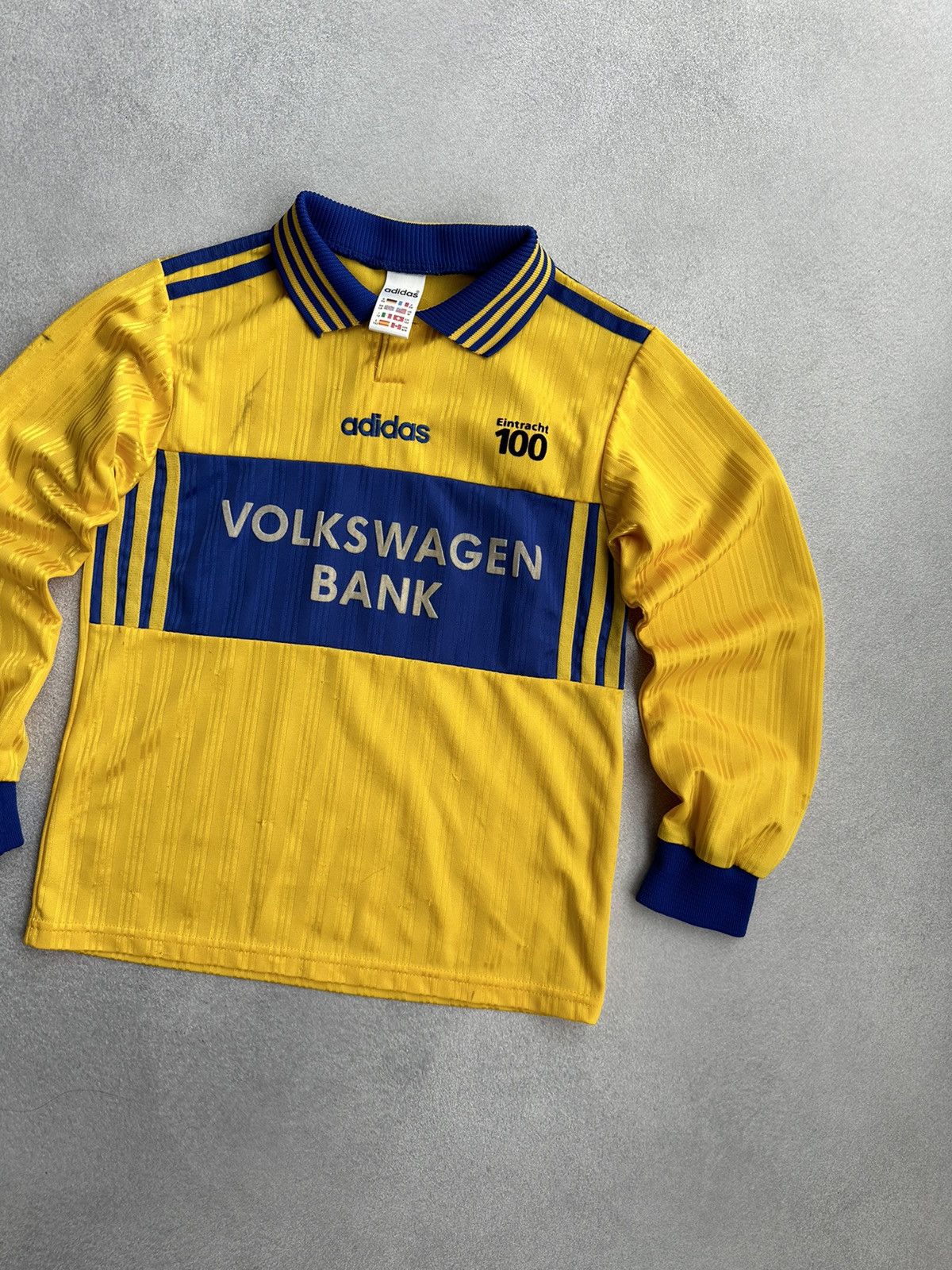 Vintage Vintage Eintracht Braunschweig 1998-99 Home Football Kit Size US XS / EU 42 / 0 - 3 Thumbnail