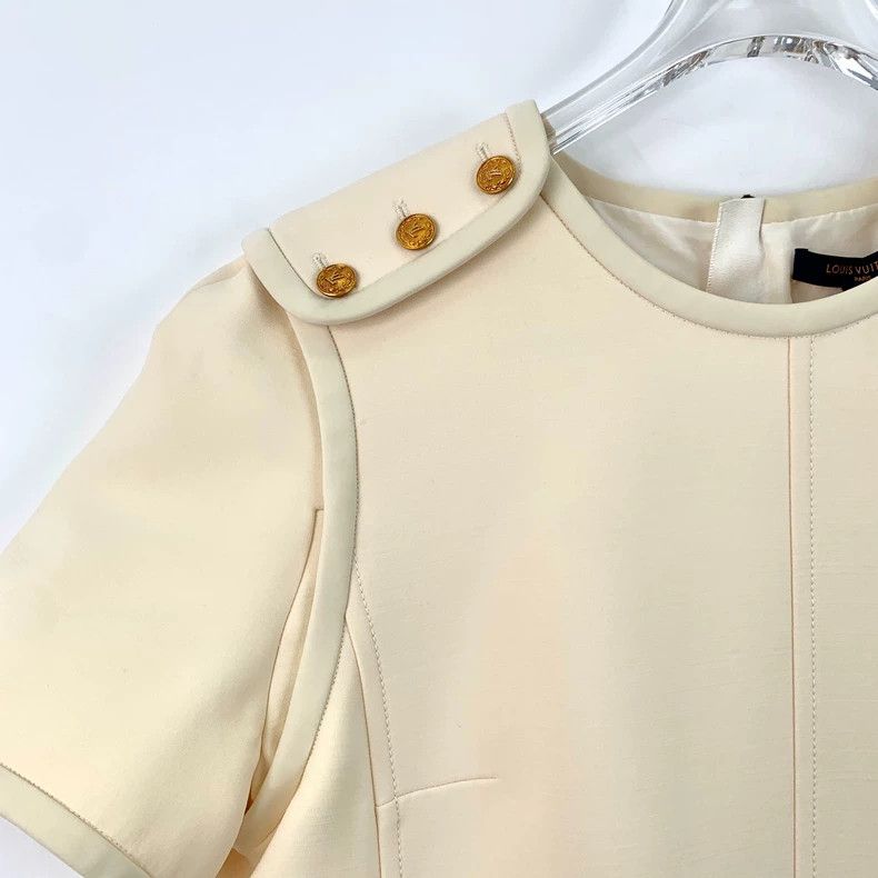 Louis Vuitton Louis Vuitton Beige sheep wool round neck, short sleeves, Size S / US 4 / IT 40 - 3 Thumbnail