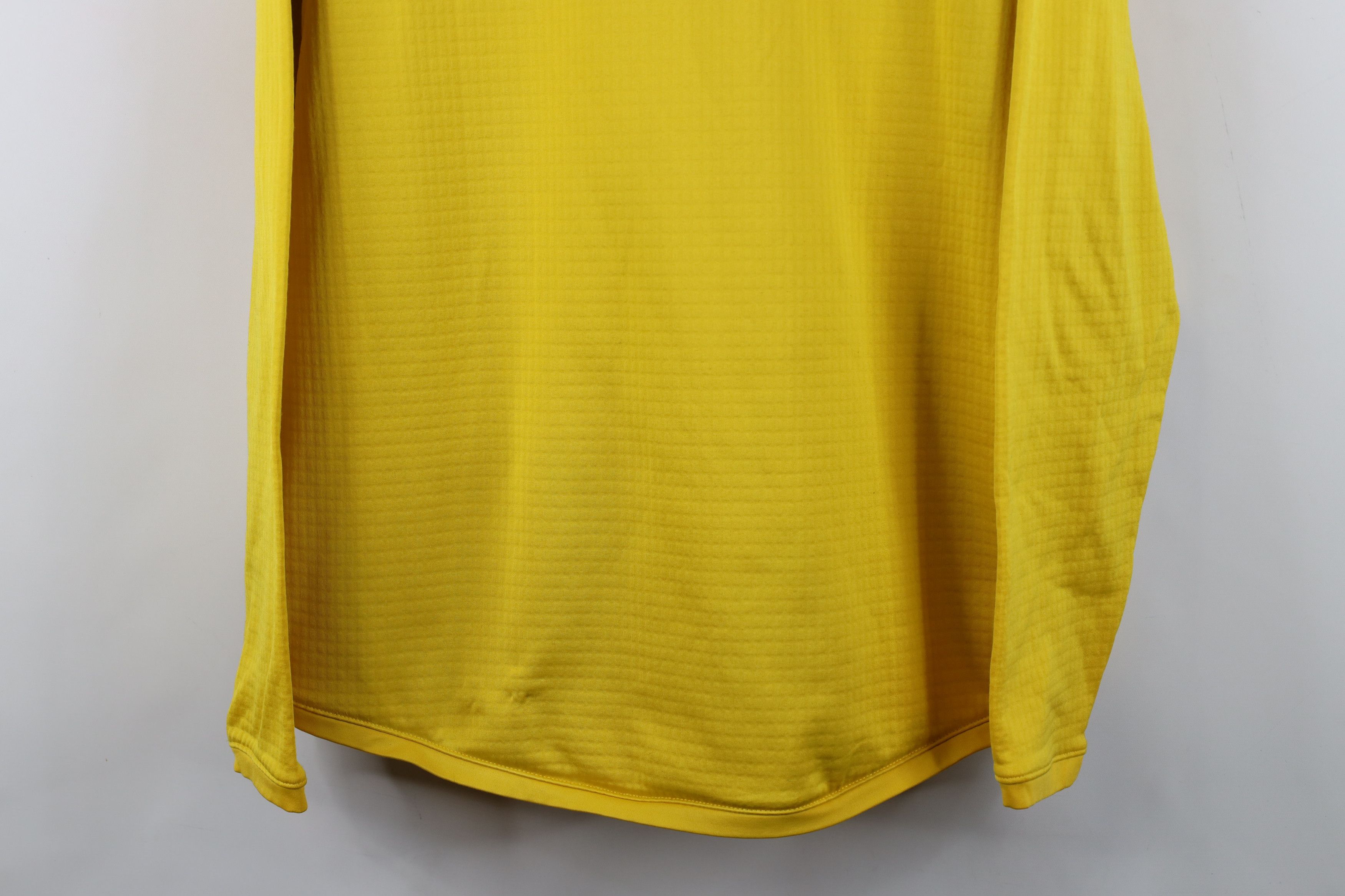 Nike Nike Air Jordan University of Michigan Sweatshirt Maize Size US L / EU 52-54 / 3 - 3 Thumbnail