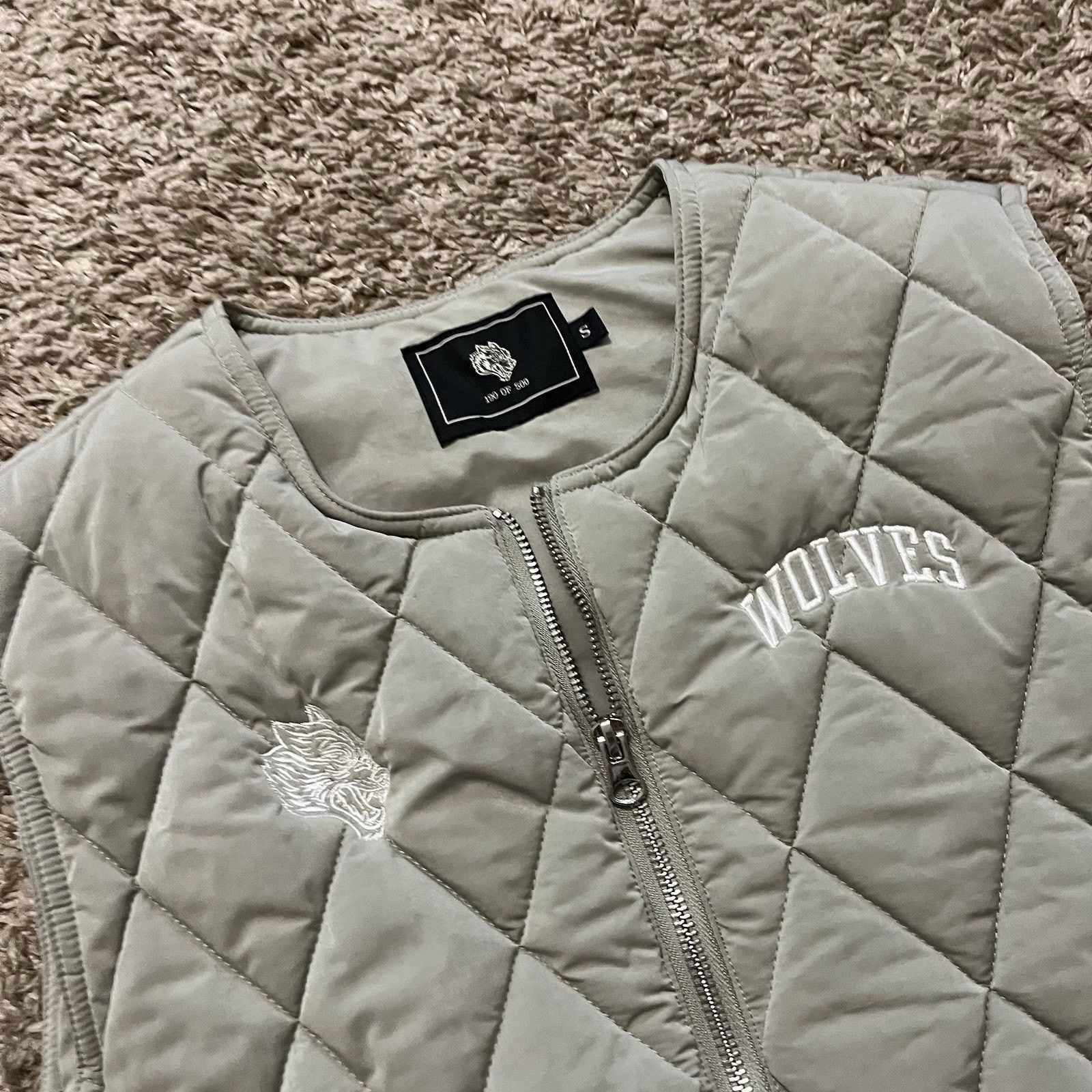 Wolves Quilted Puffer Limited Edition 190/500 Full Zip Vest