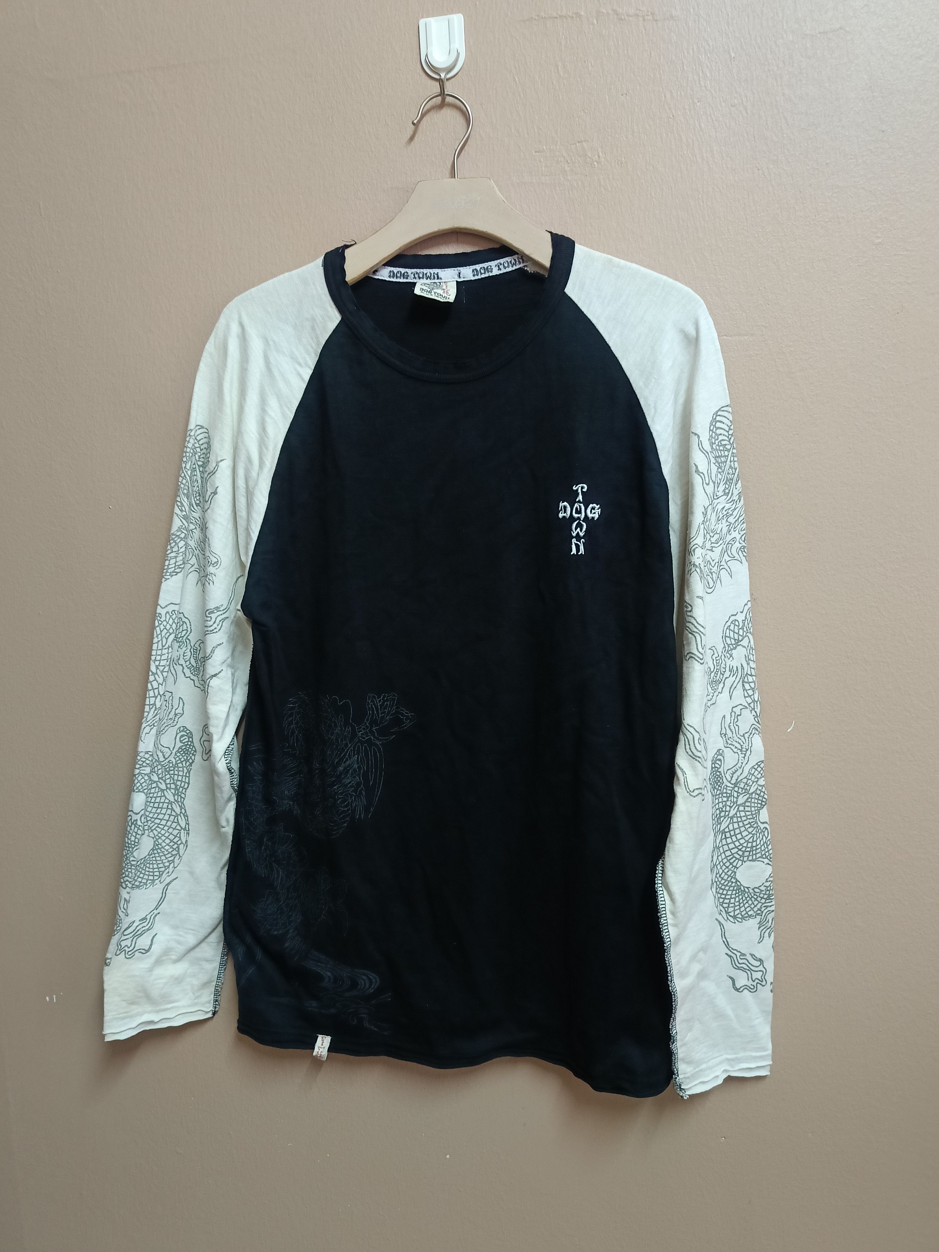 Dogtown × Japanese Brand × Le Grande Bleu (L.G.B.) Vtg Dog town Tattoo Shirt Size US M / EU 48-50 / 2 - 2 Thumbnail