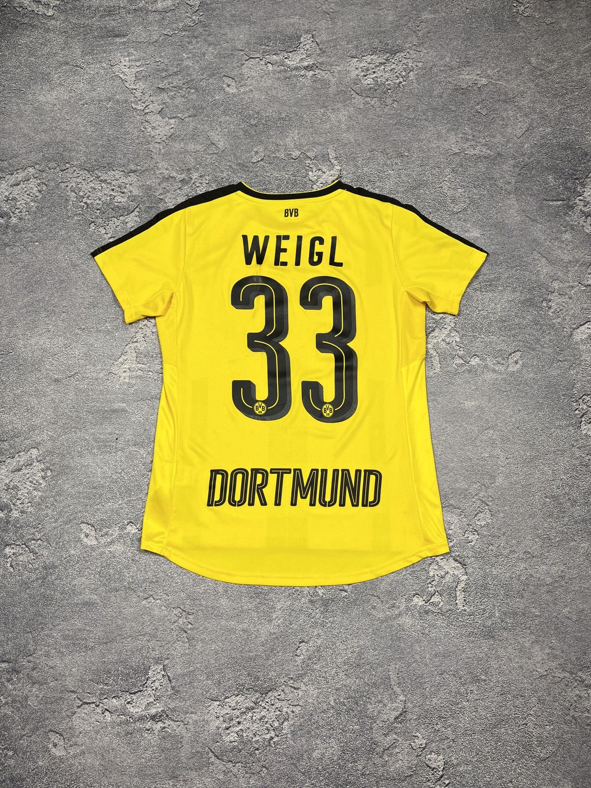 Puma × Vintage 2016 - 2017 Borussia Dortmund cup shirt Jersey Soccer Size US S / EU 44-46 / 1 - 7 Thumbnail